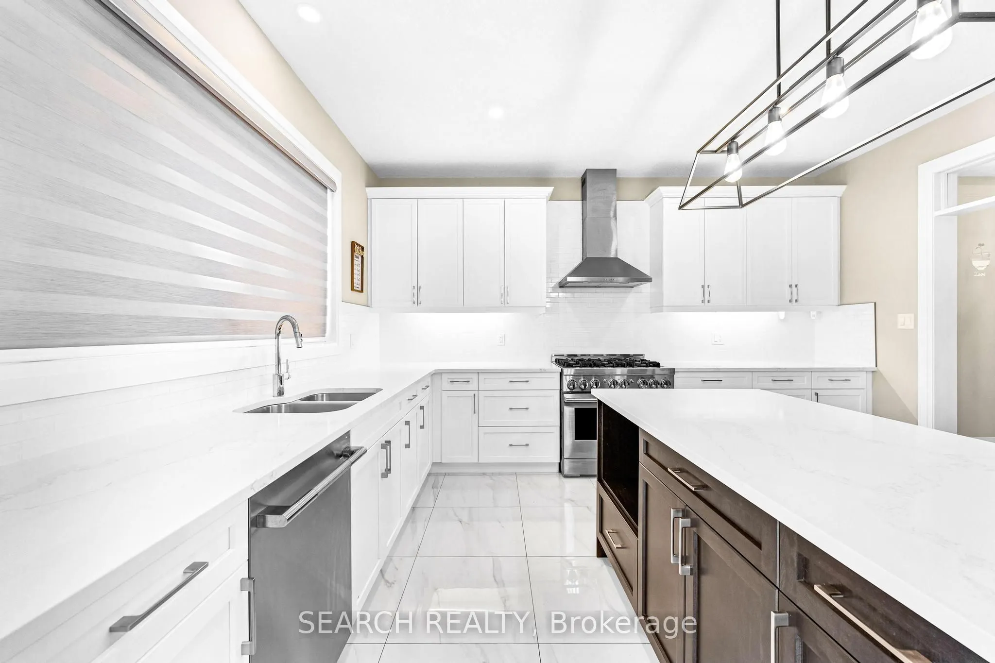 204 BOARDWALK Way