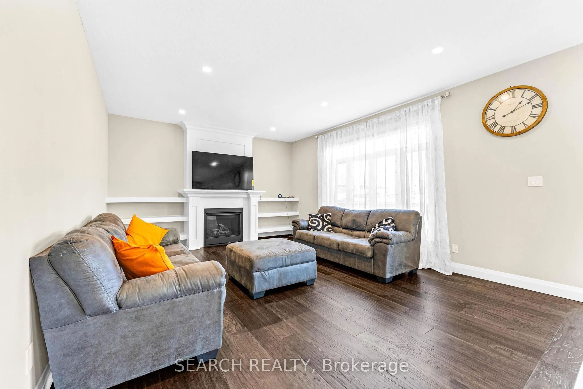 204 BOARDWALK Way