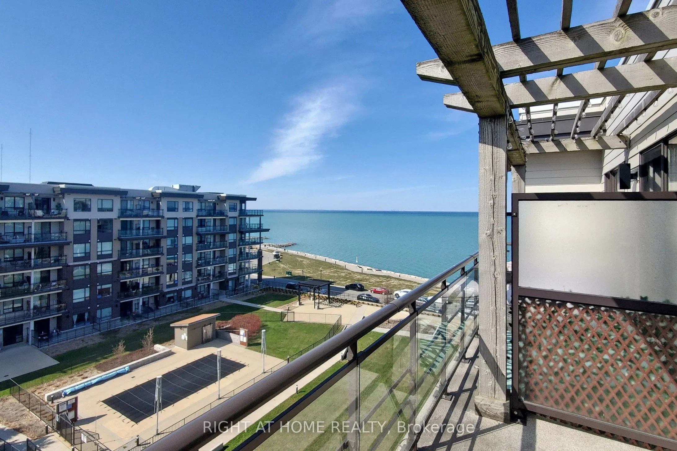 10 Esplanade Lane #616