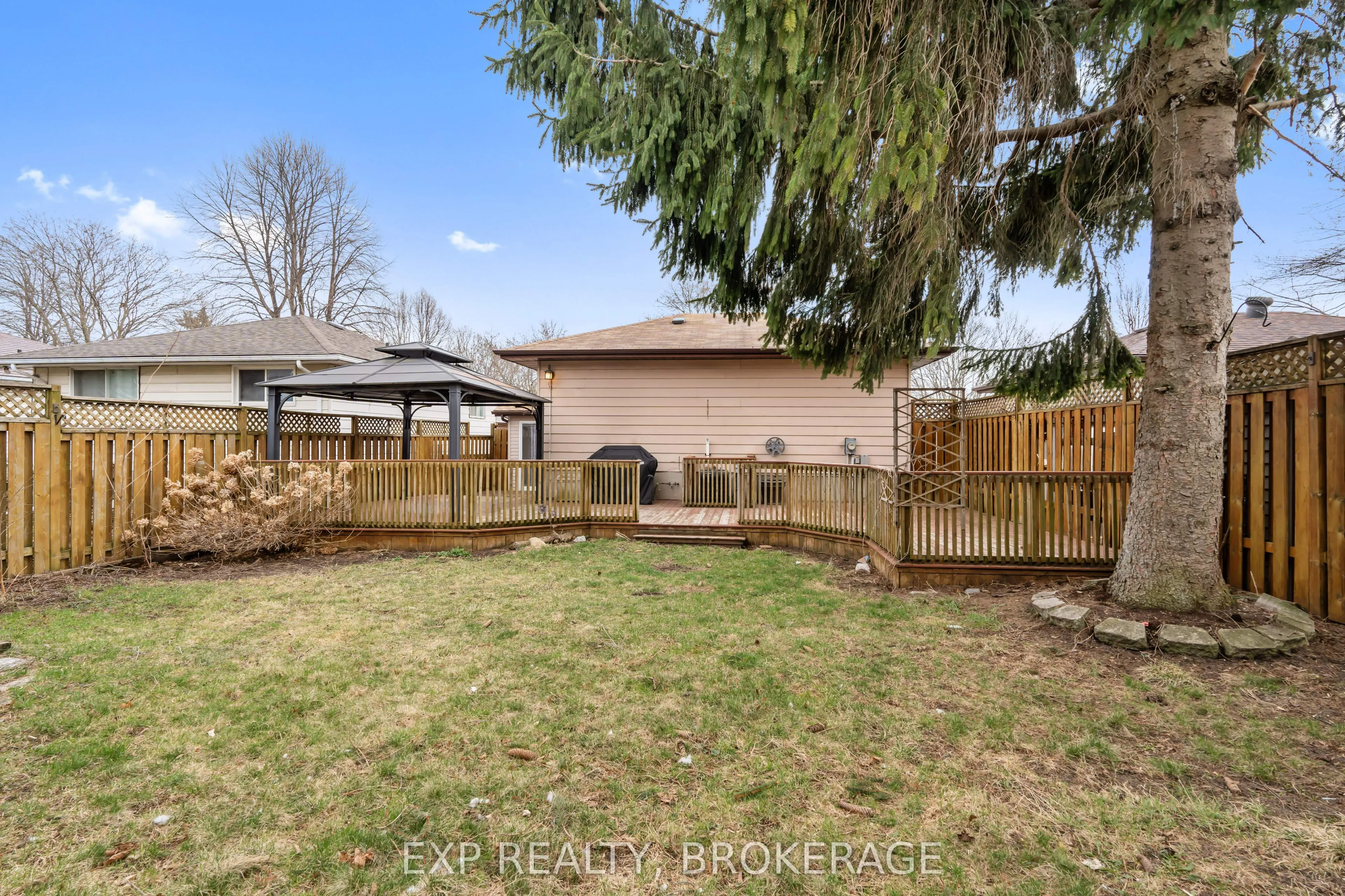 60 GUTHRIE Drive