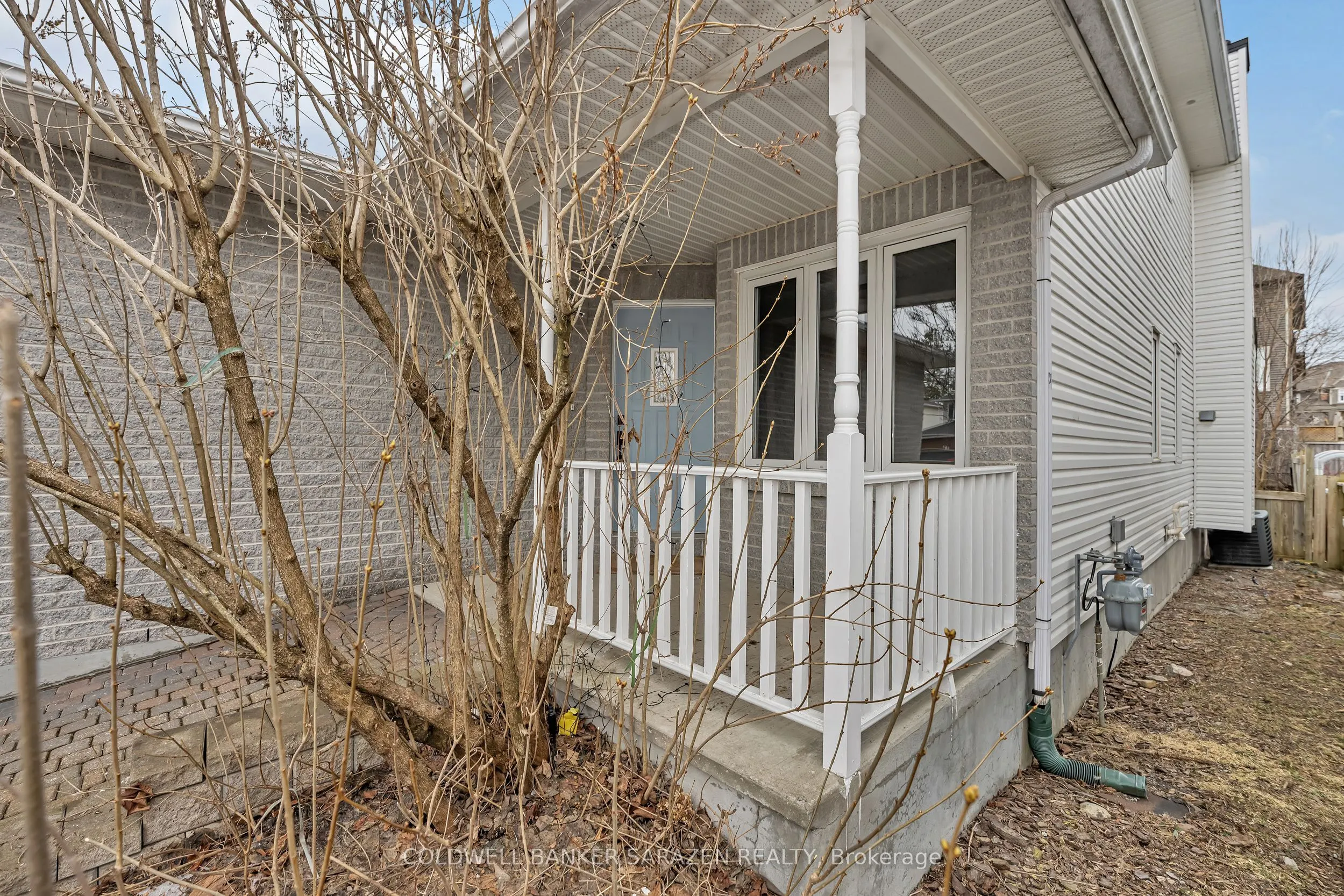 85 Alon Street
