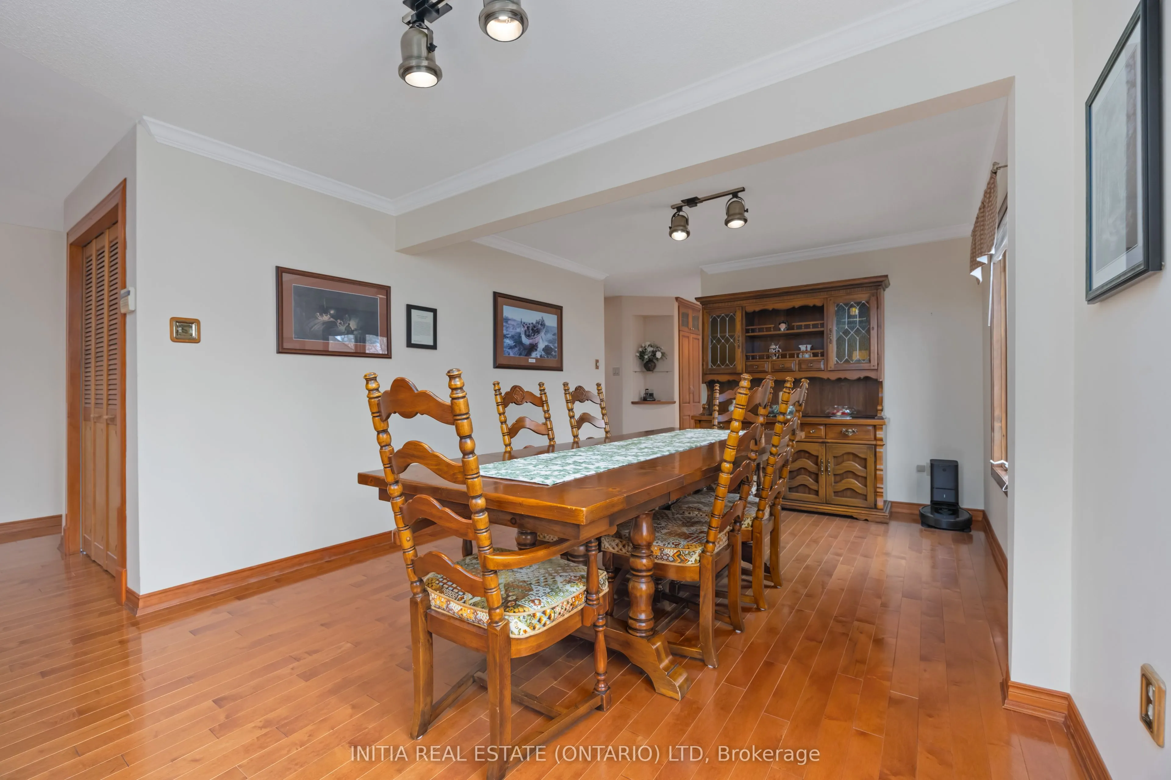 1311 Lakeshore Road