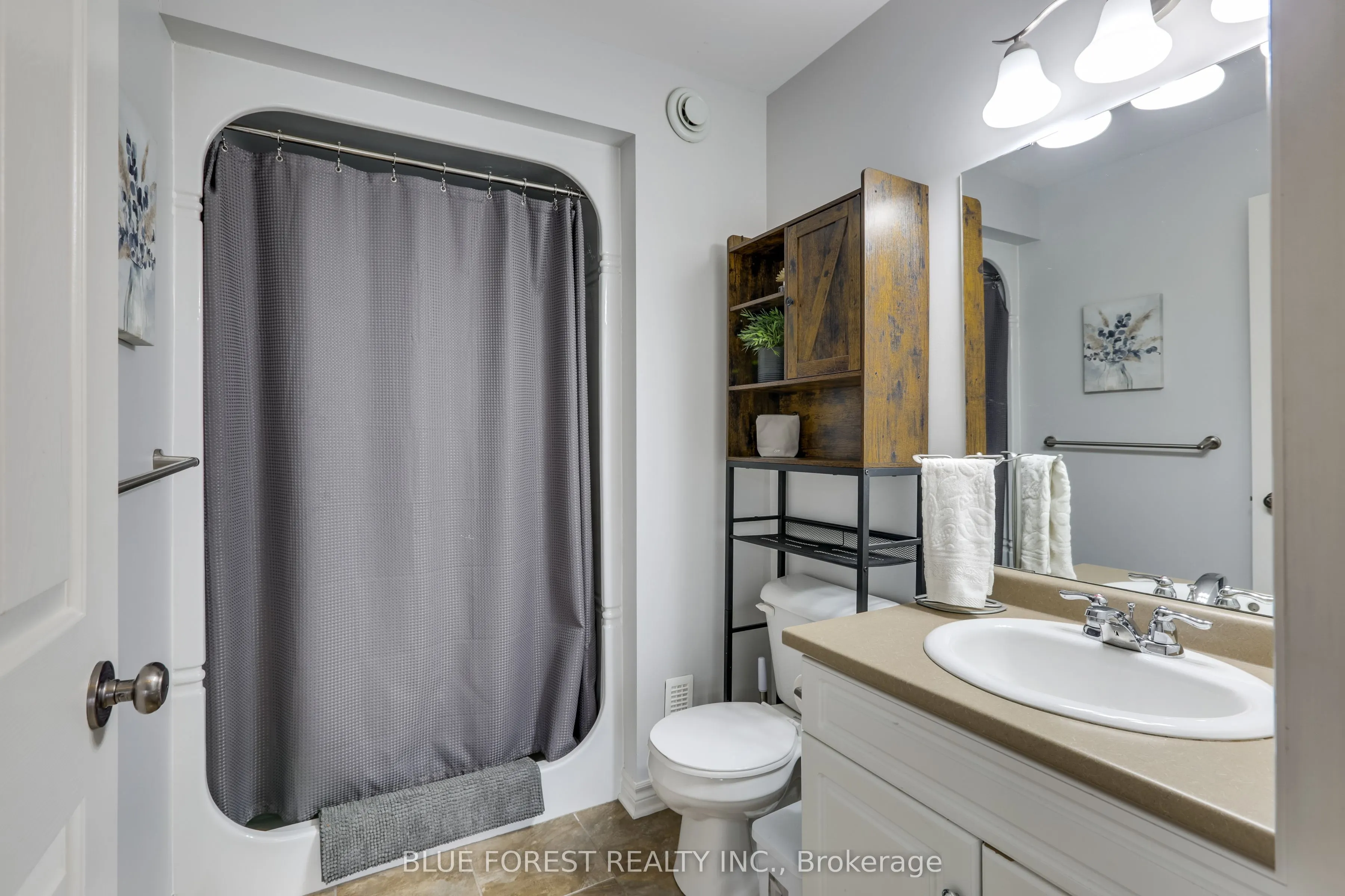 20 Turnberry Drive