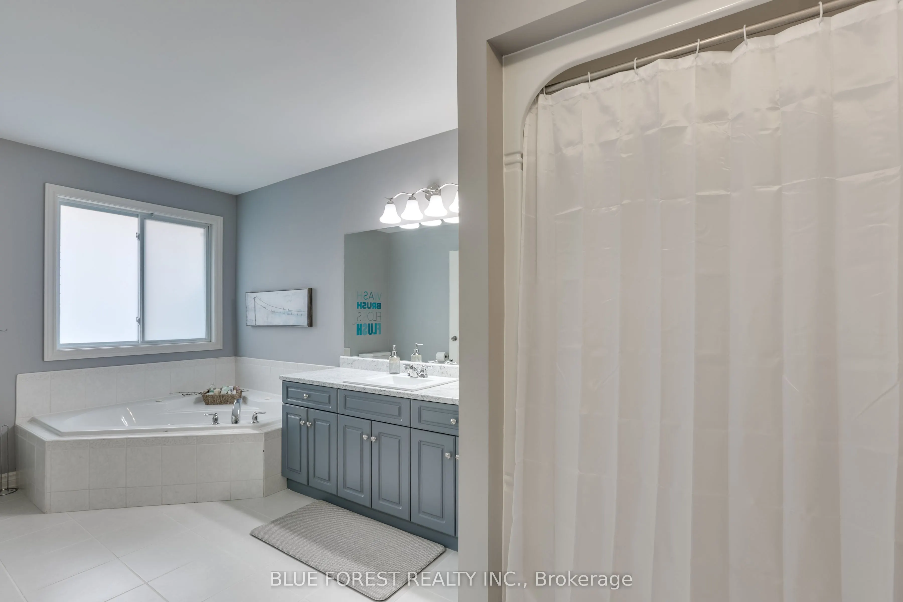 20 Turnberry Drive