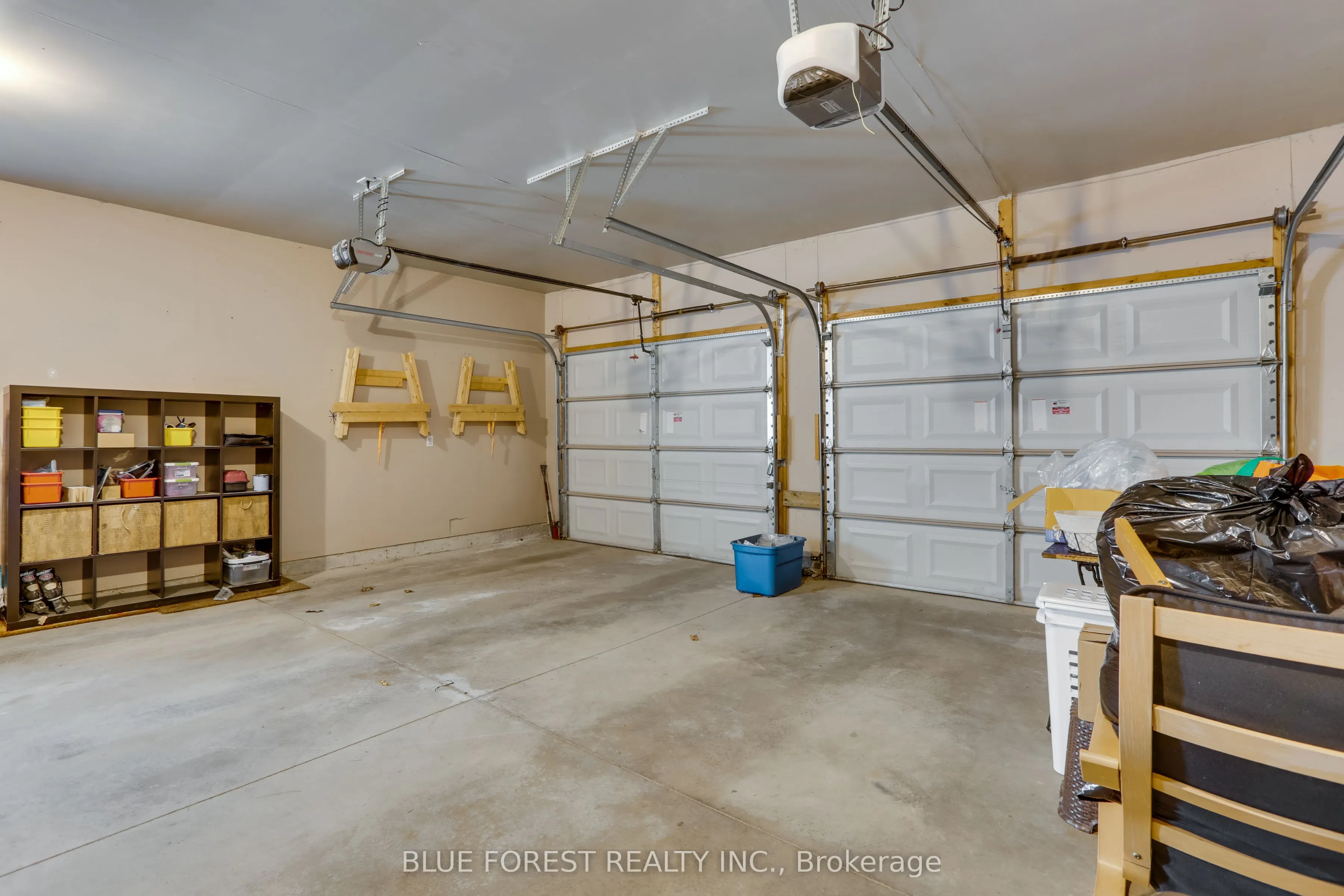 20 Turnberry Drive