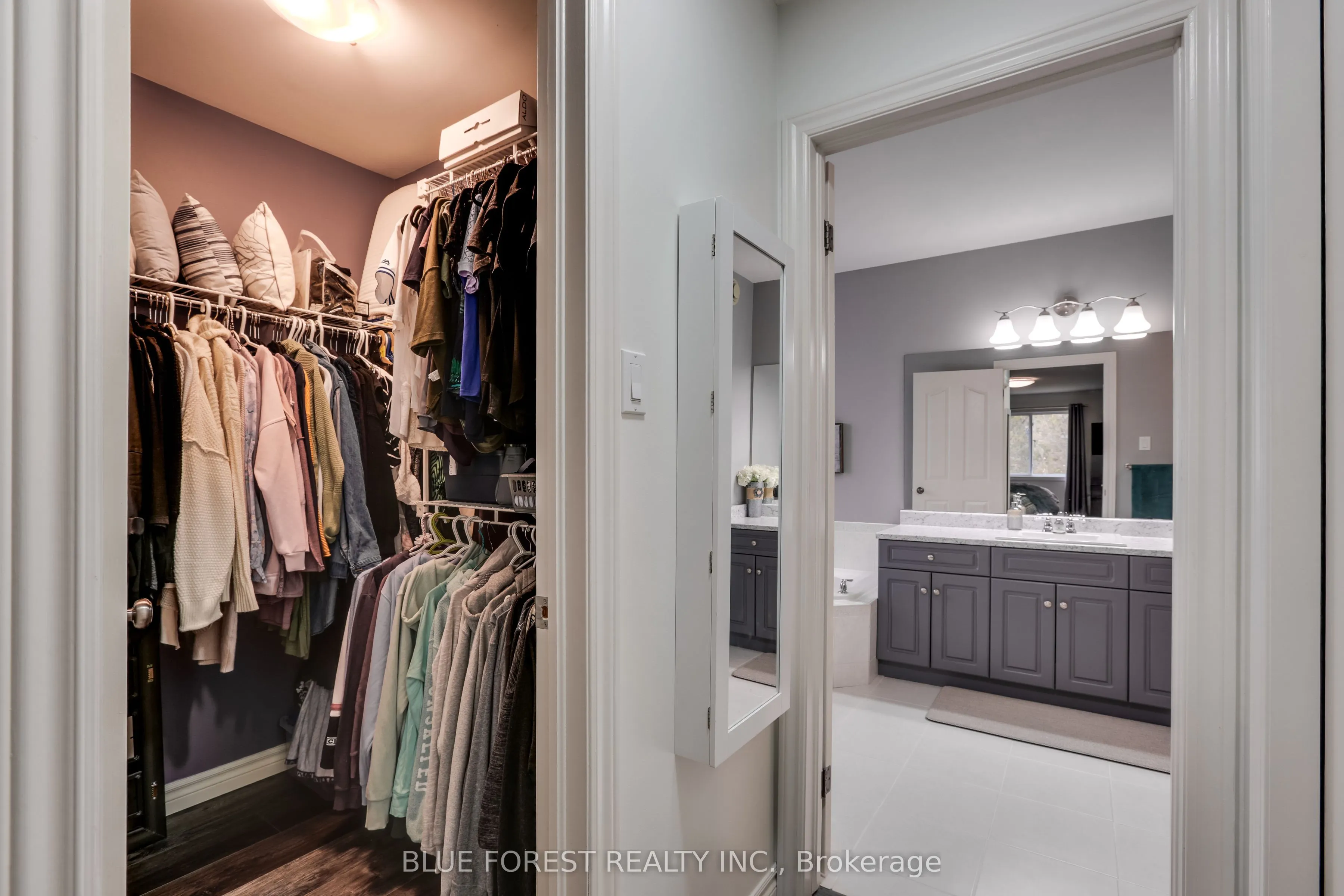 20 Turnberry Drive