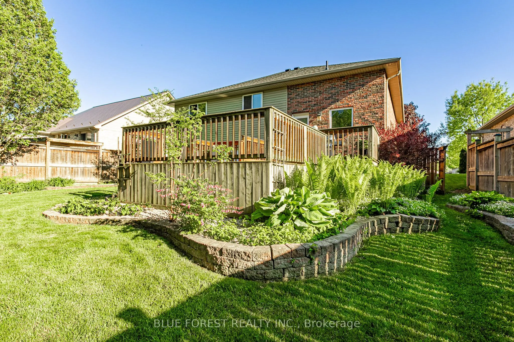 20 Turnberry Drive