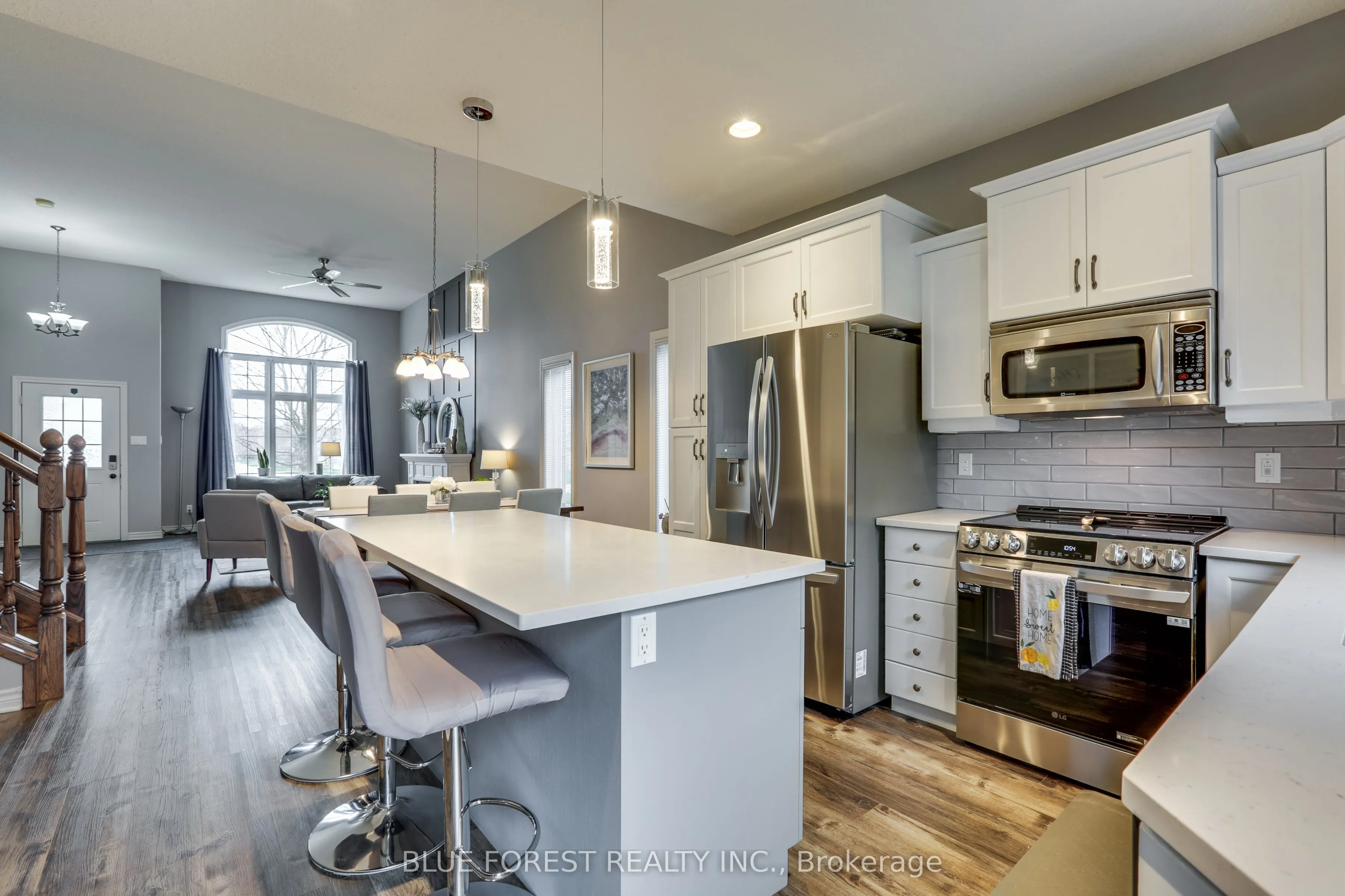 20 Turnberry Drive