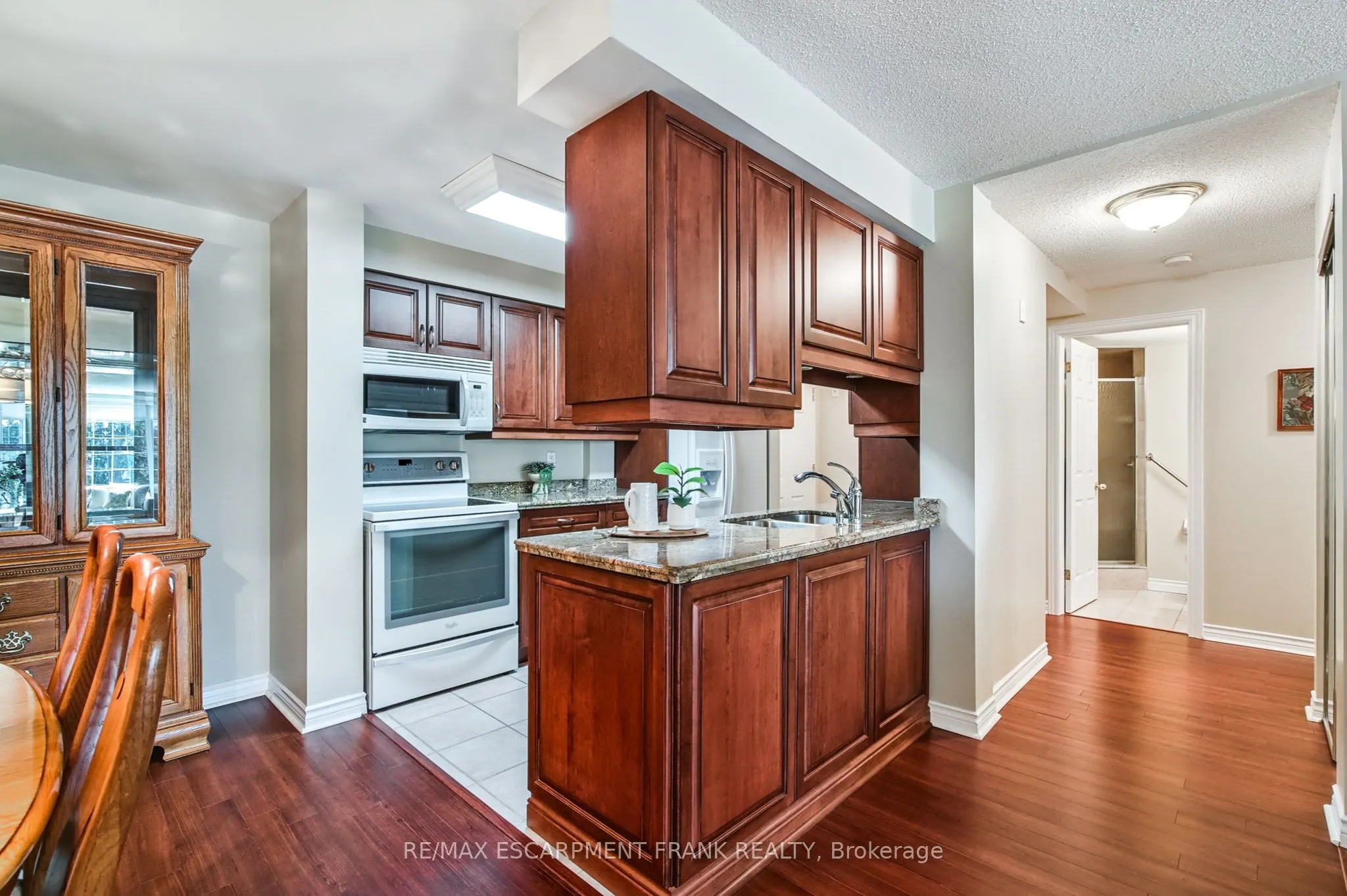 970 Golf Links Road #205