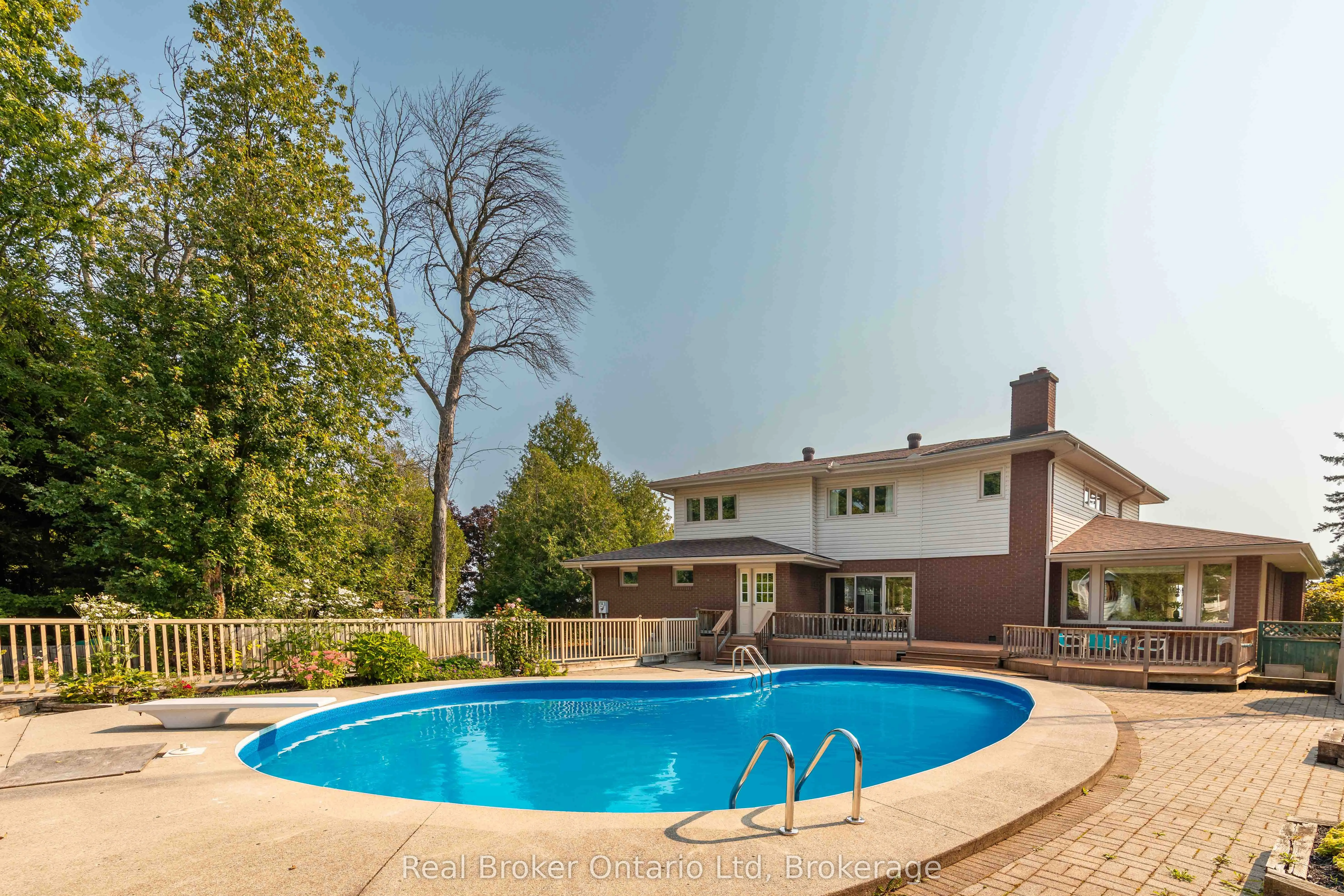 122 Cottage Lane