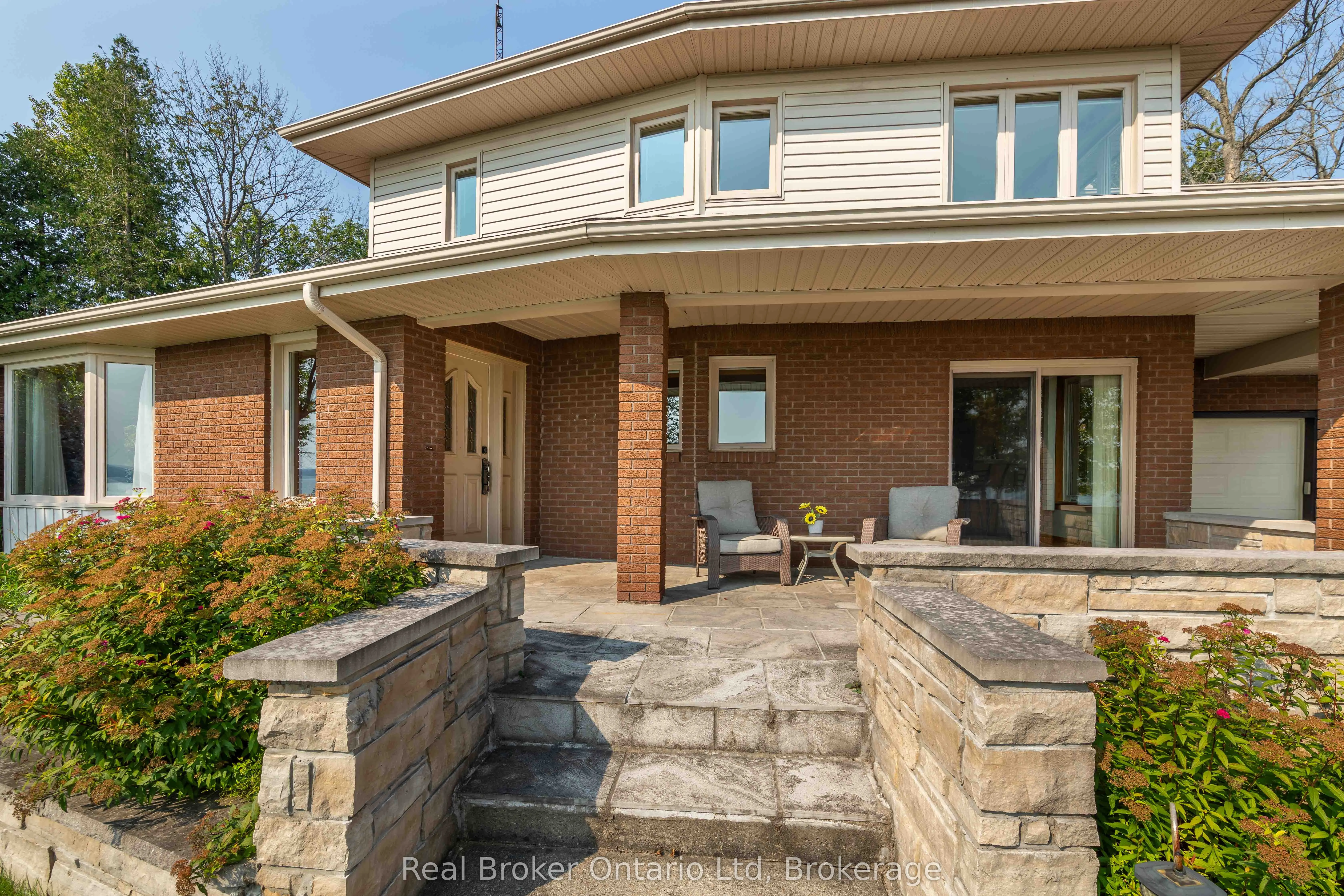 122 Cottage Lane