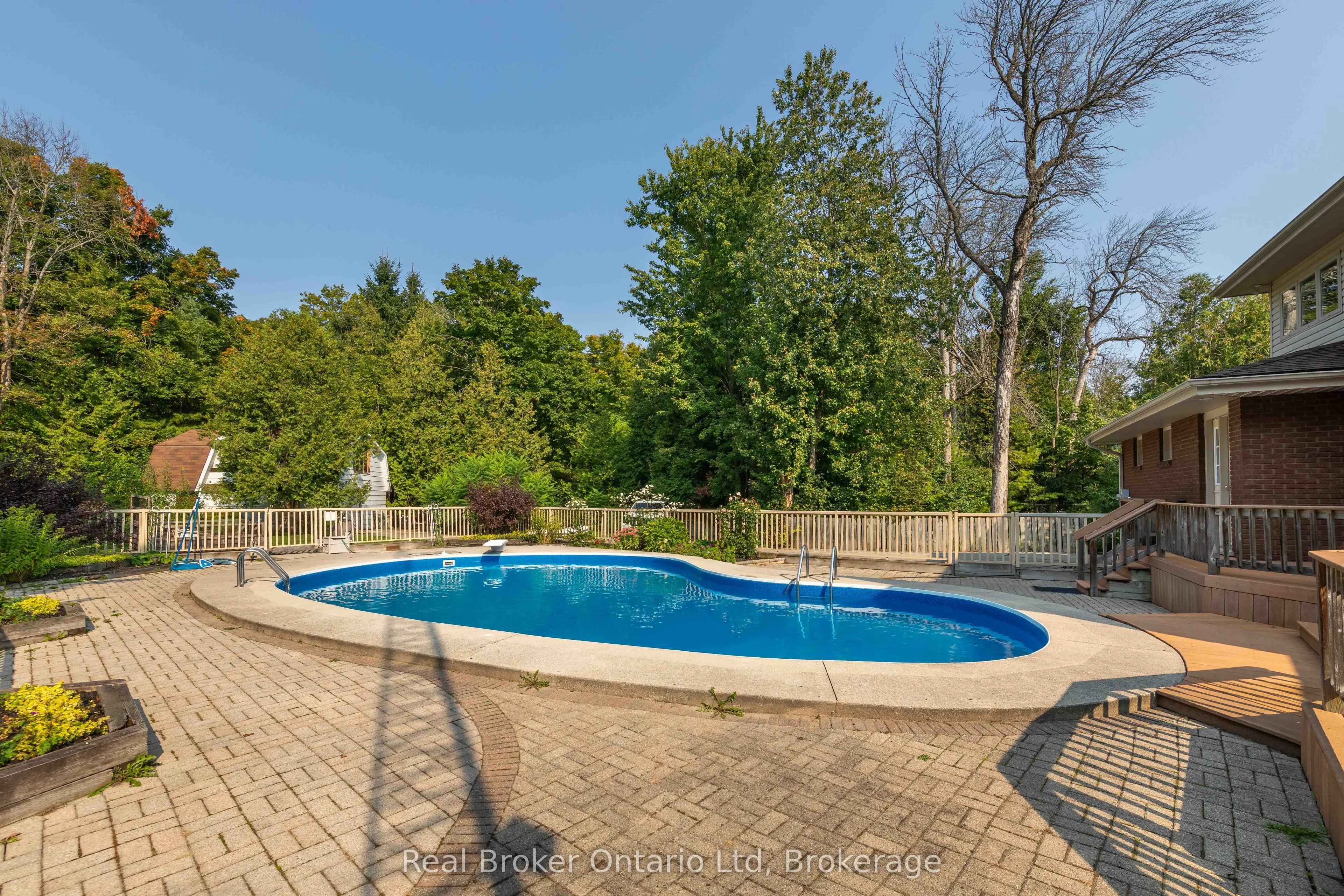 122 Cottage Lane