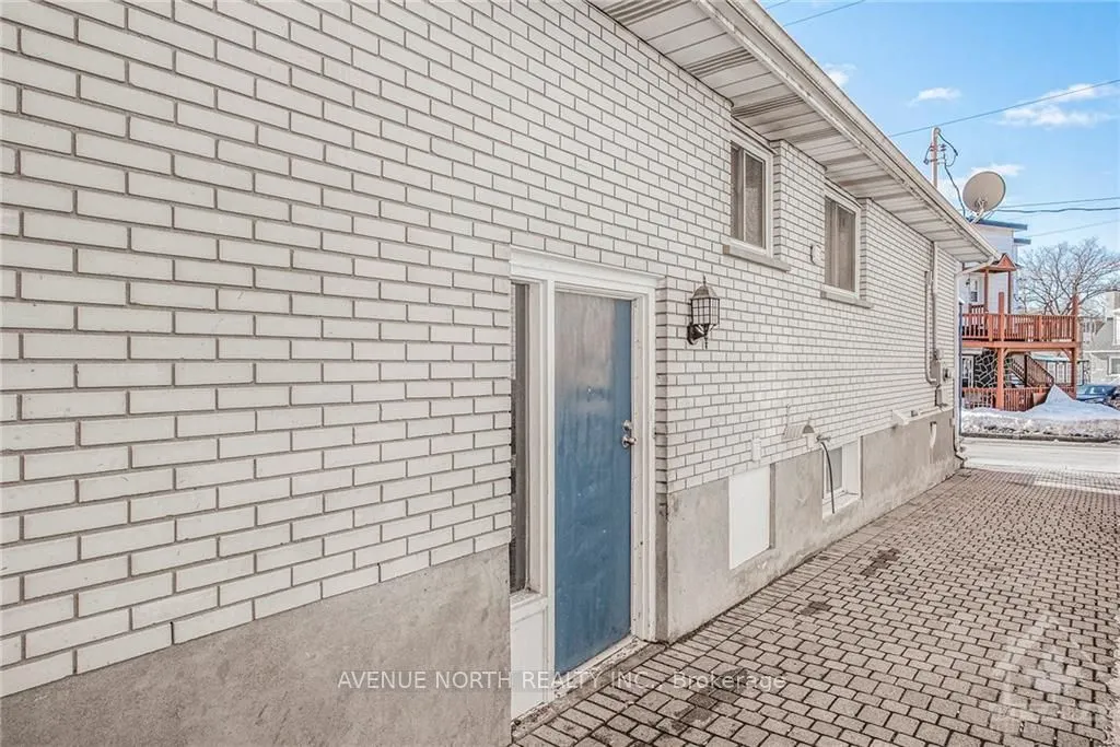 255 Lalemant Street