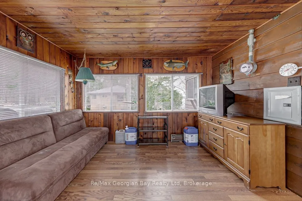 15SR405 SEVERN RIVER SHORE