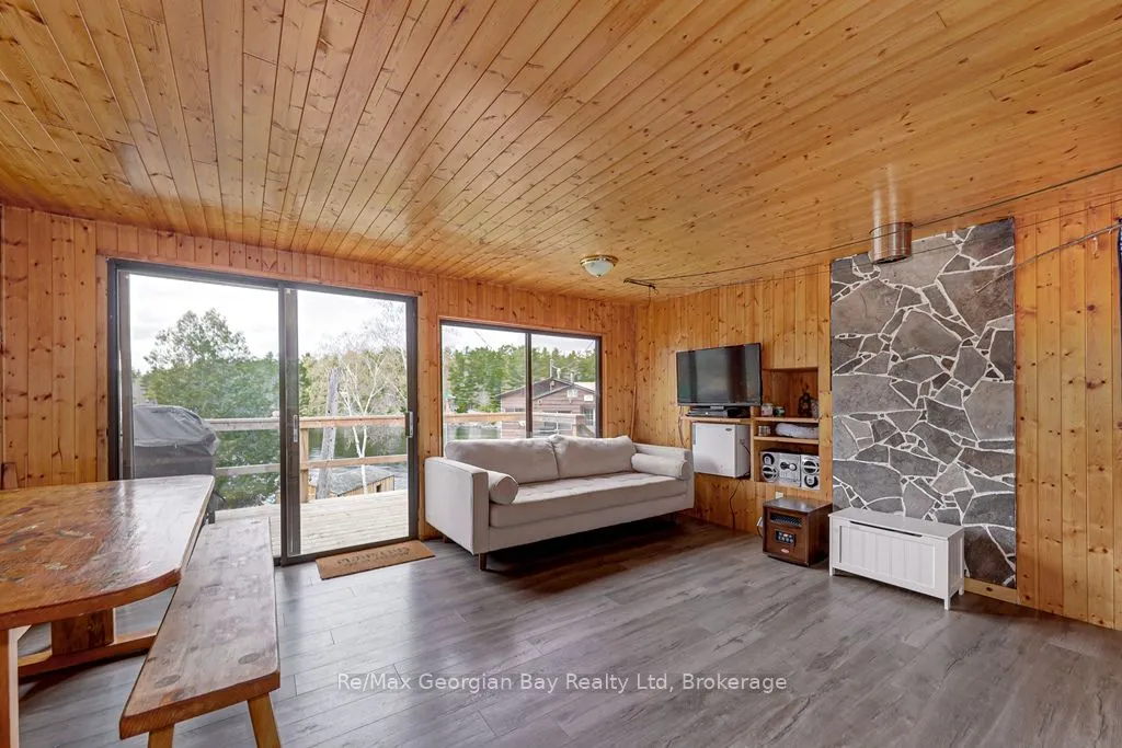 15SR405 SEVERN RIVER SHORE