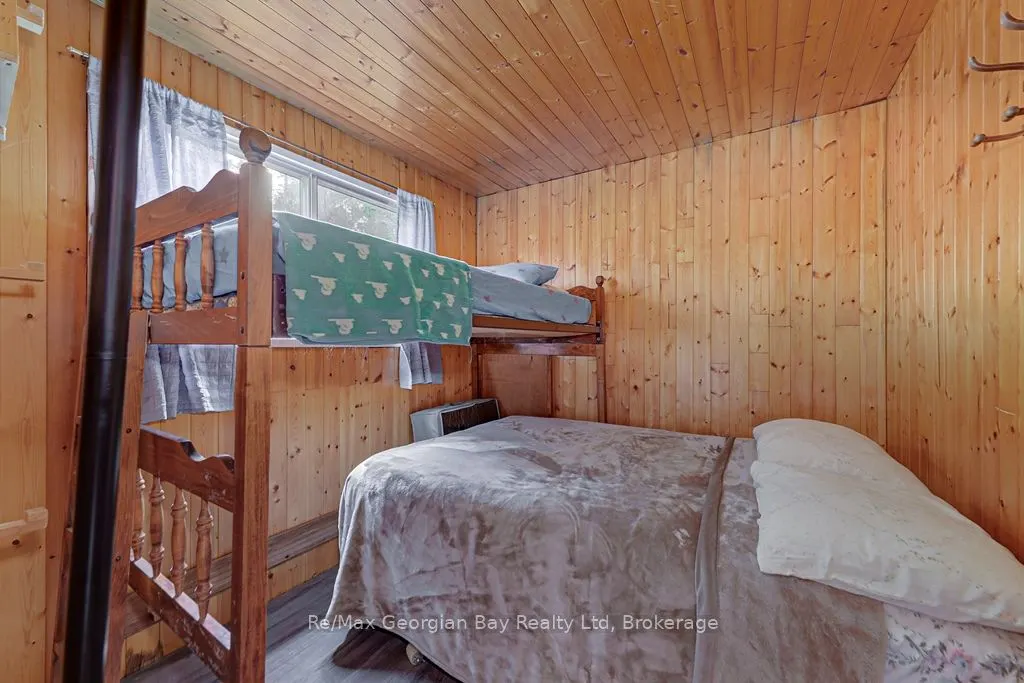 15SR405 SEVERN RIVER SHORE