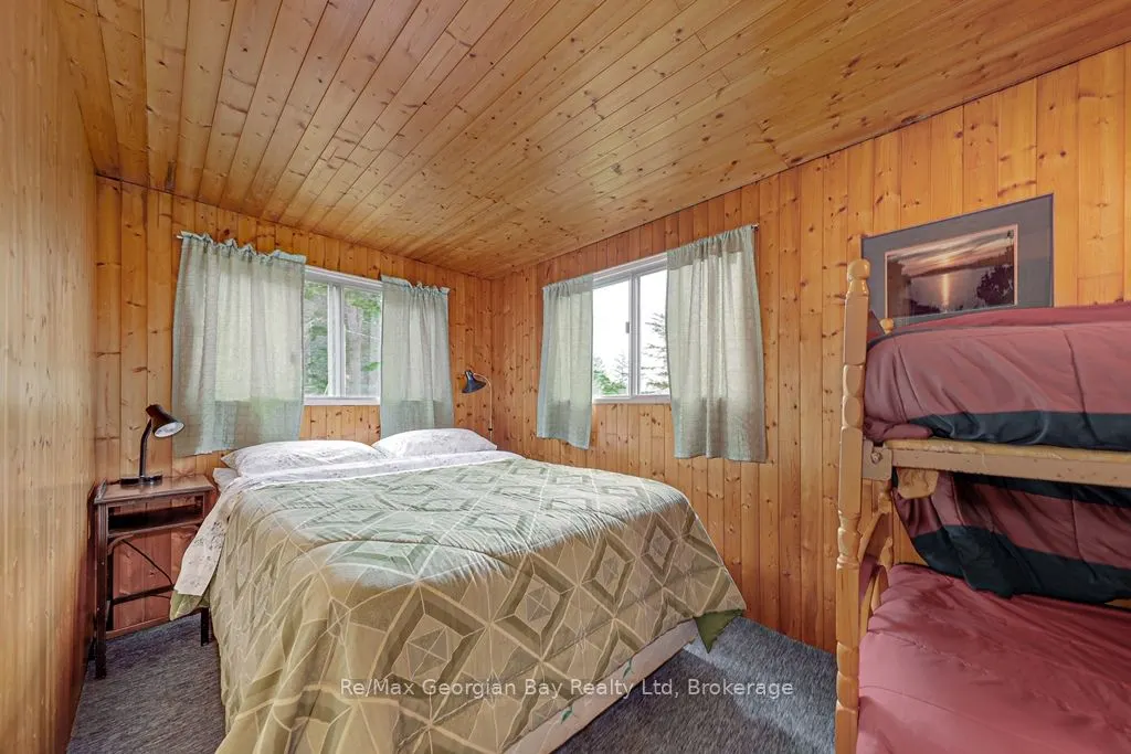 15SR405 SEVERN RIVER SHORE