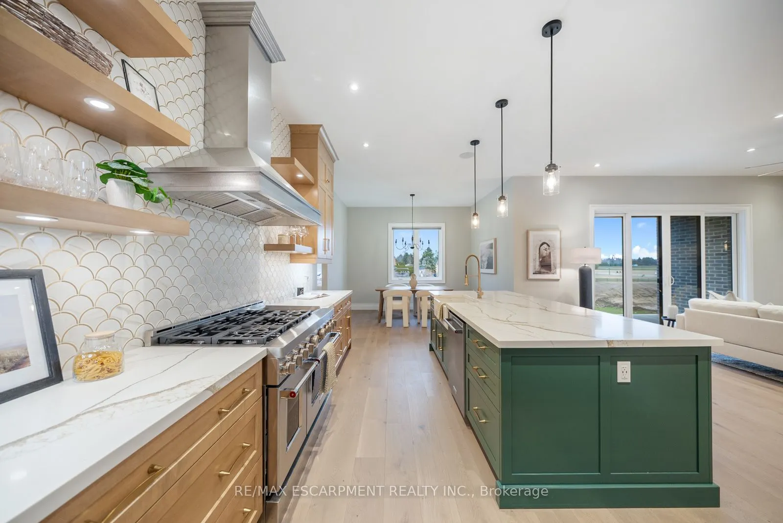 3 Clover Lane
