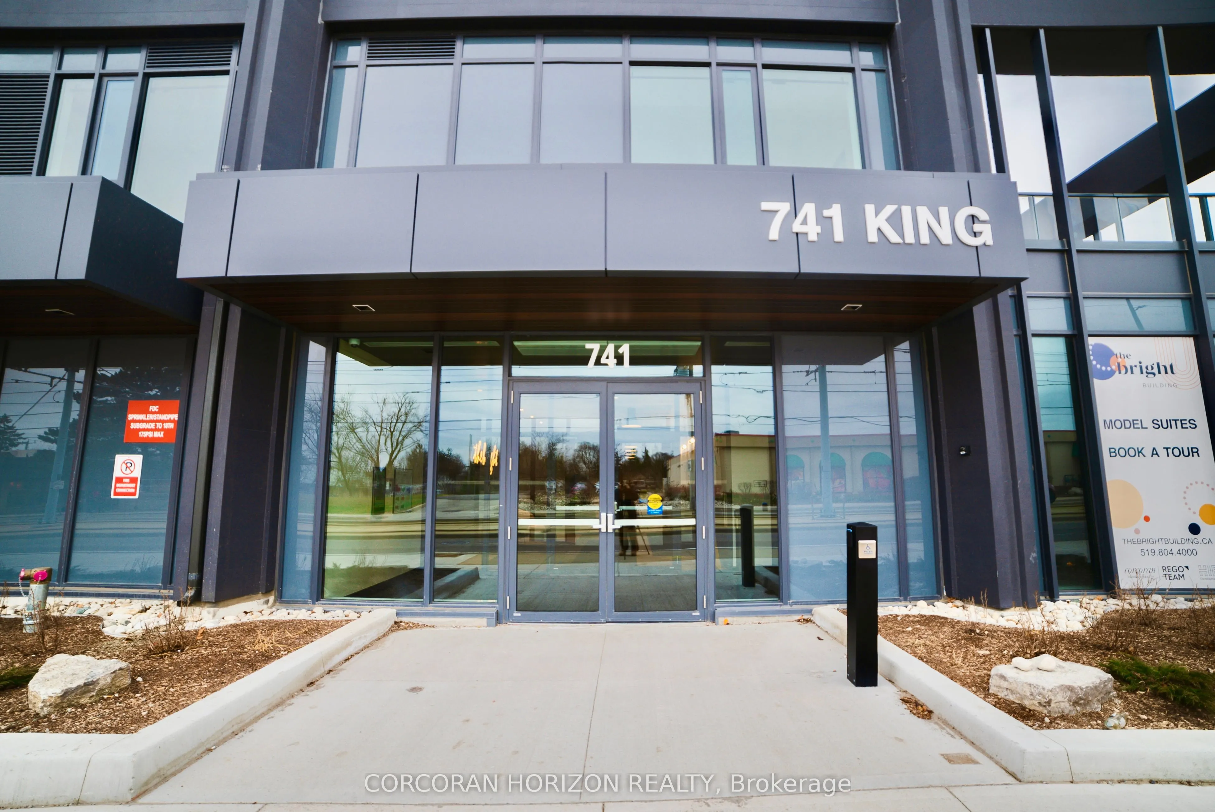 741 King Street W #1807
