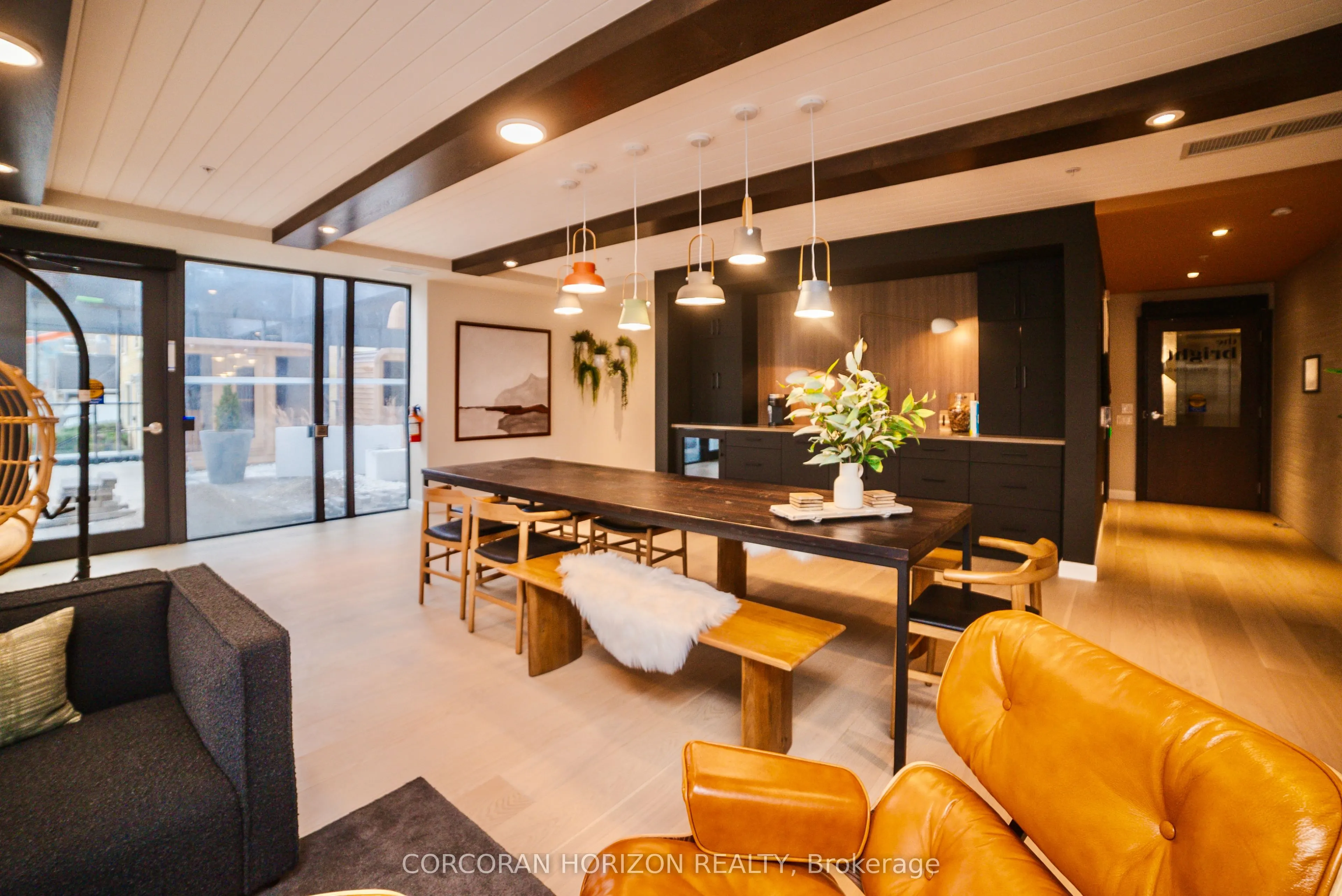 741 King Street W #1807