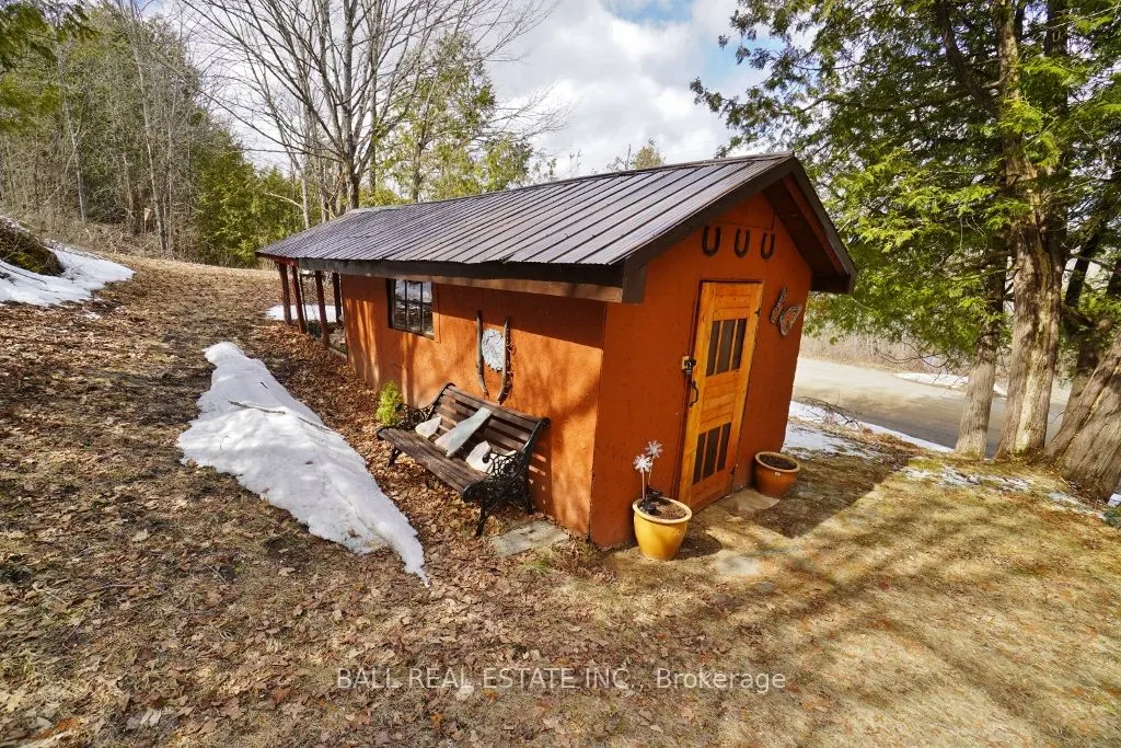 145 Old L'Amable Road