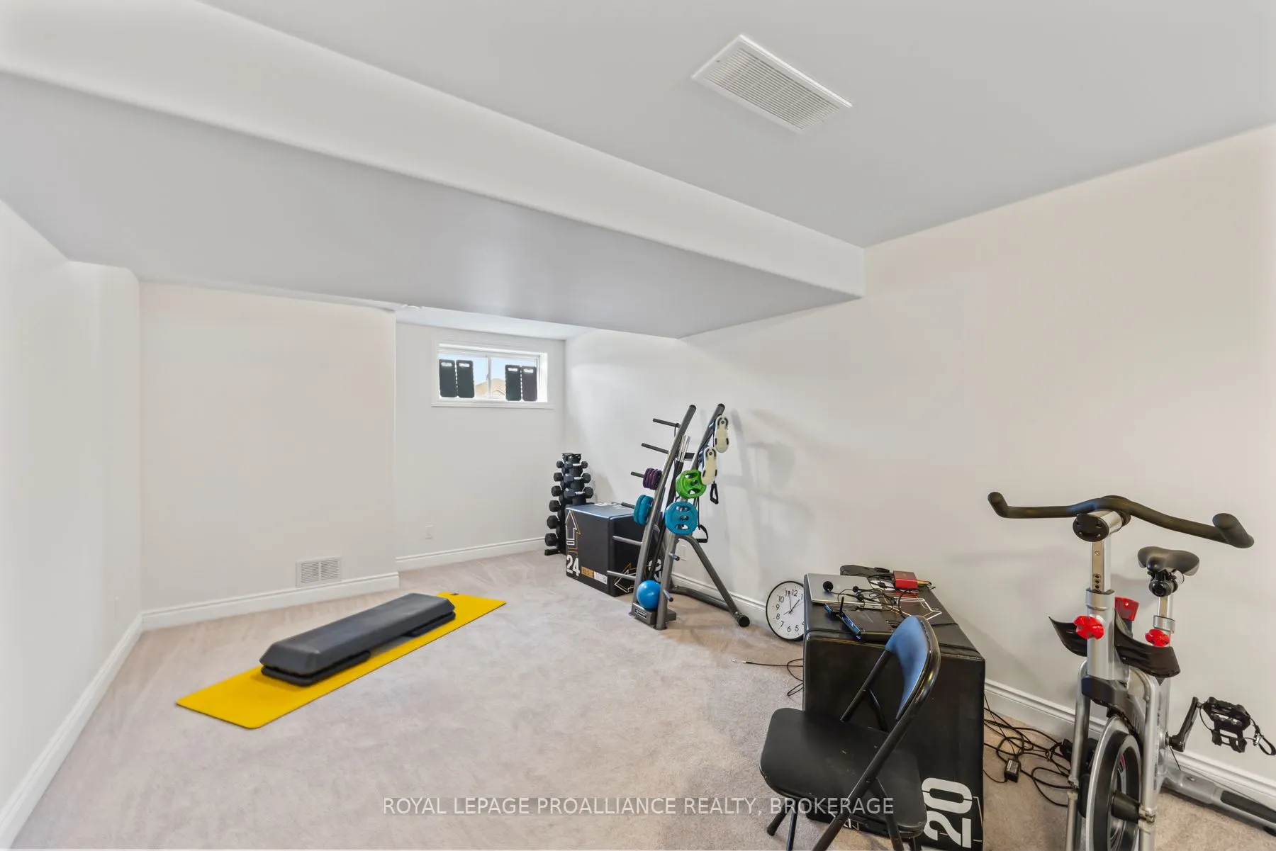 5008 Fox Run Place
