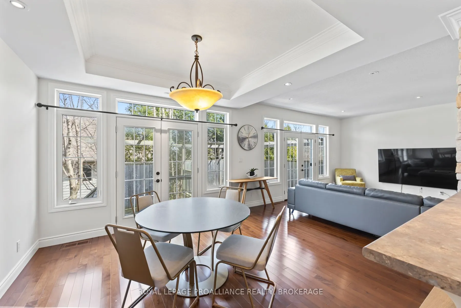 5008 Fox Run Place