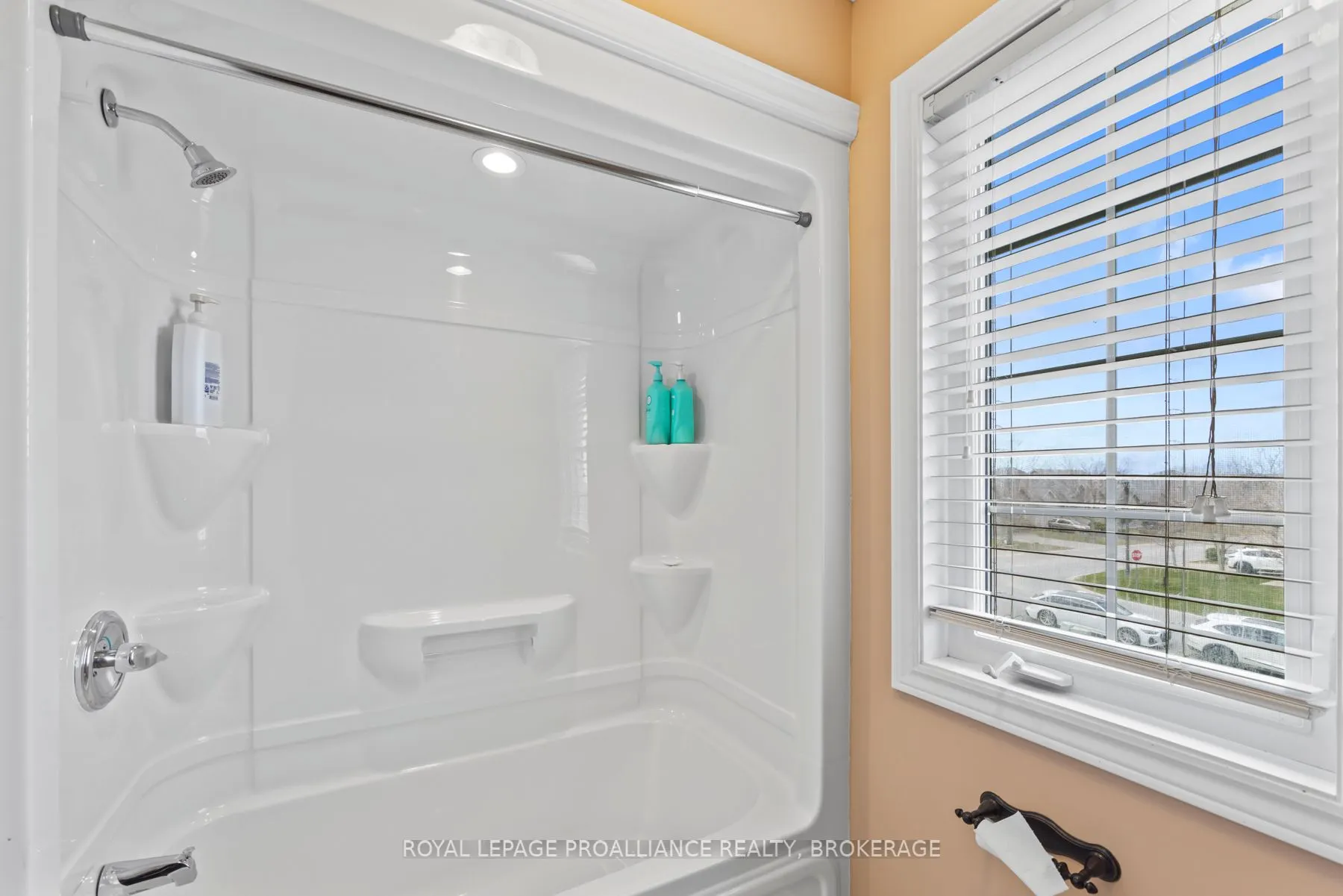 5008 Fox Run Place