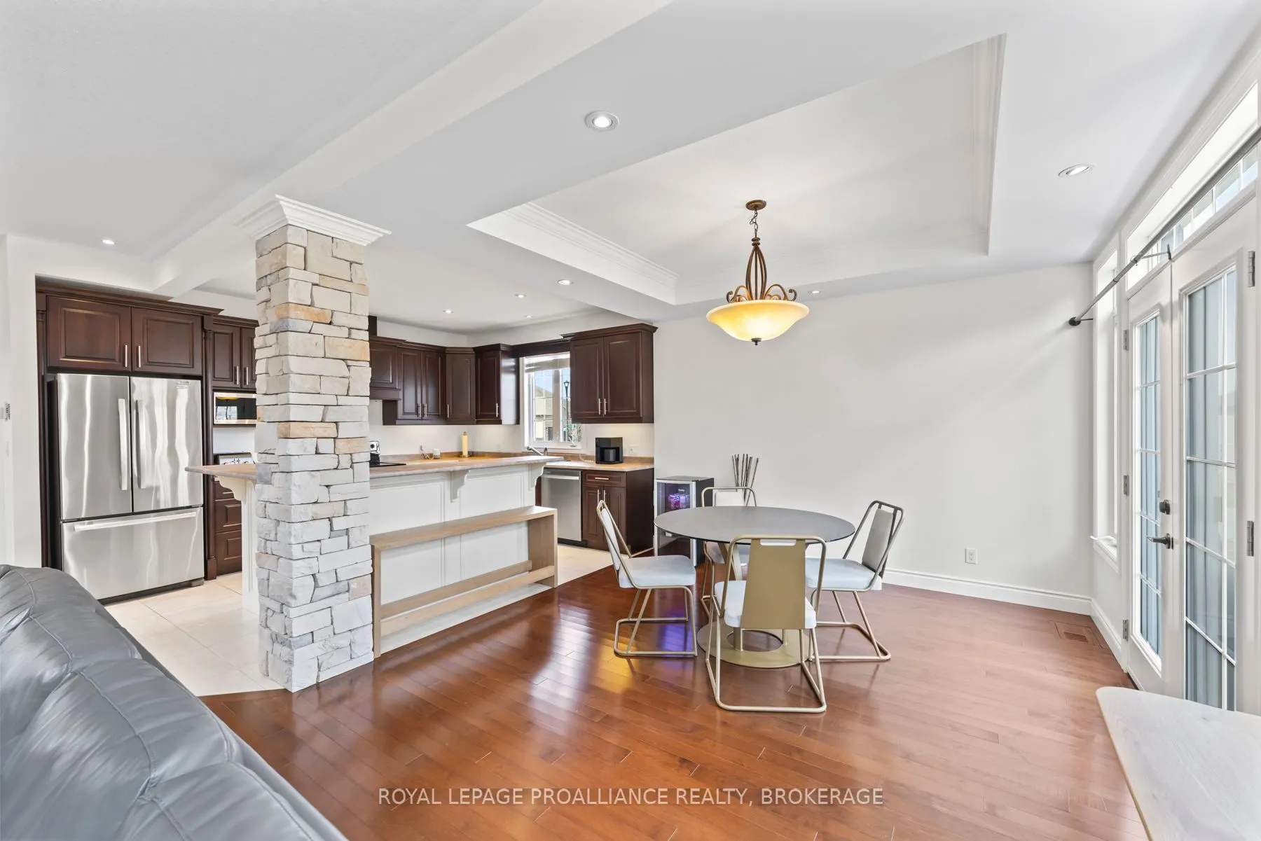 5008 Fox Run Place