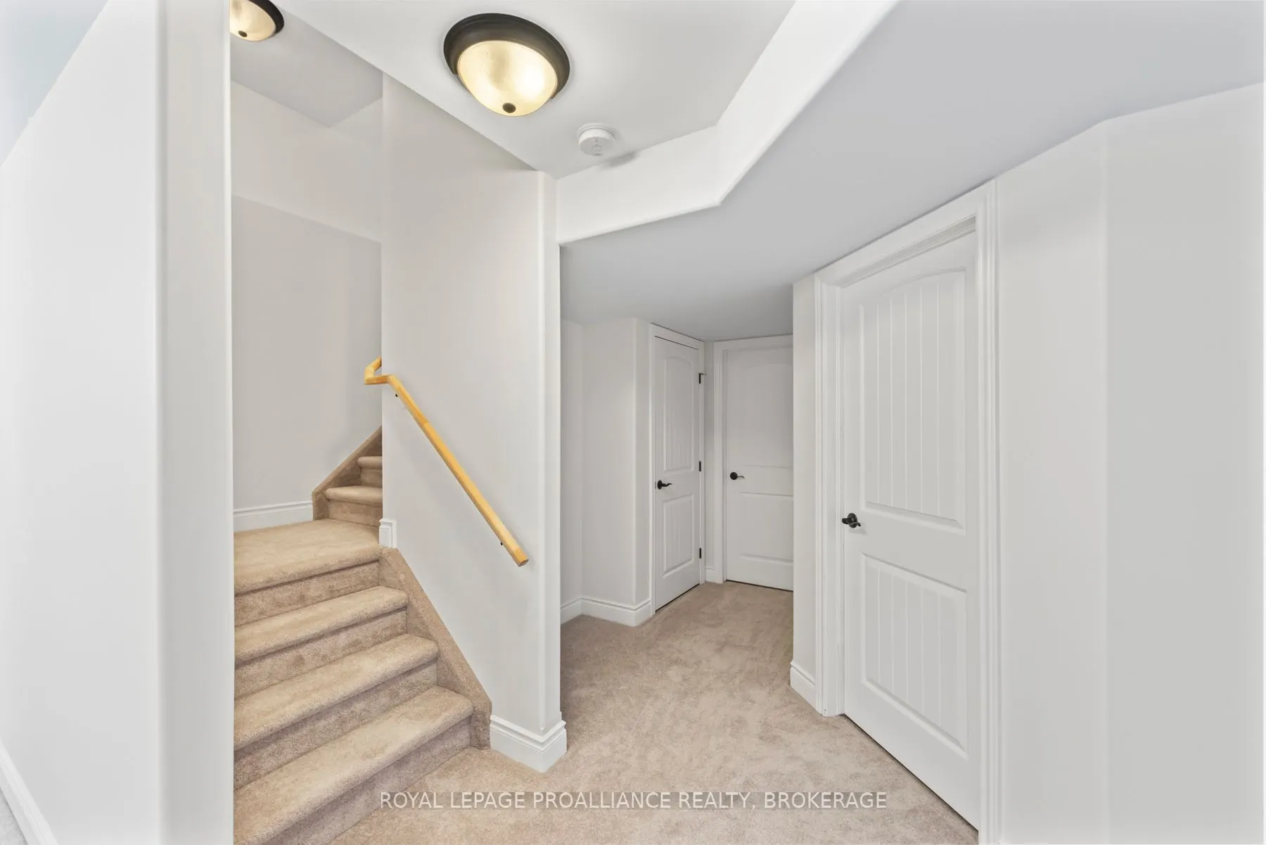 5008 Fox Run Place
