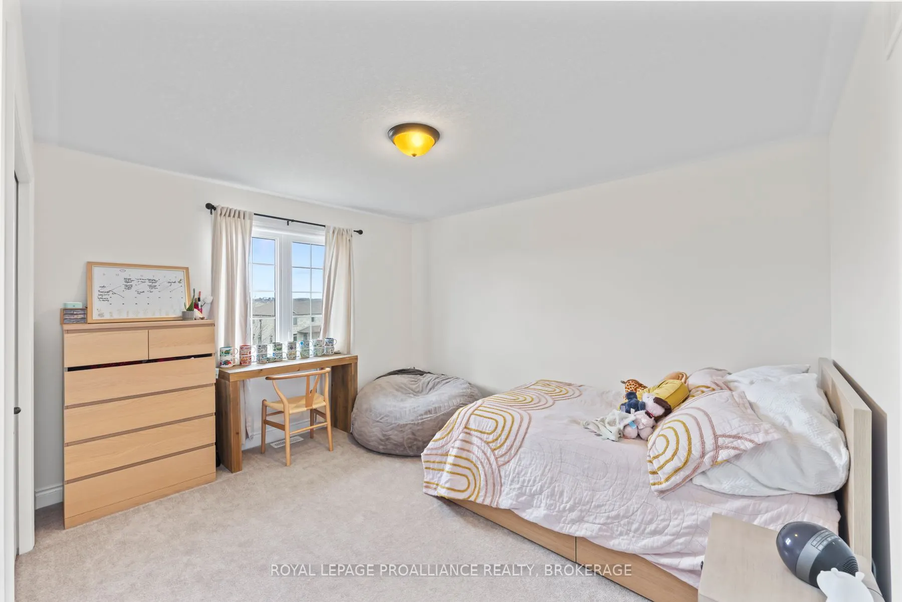 5008 Fox Run Place