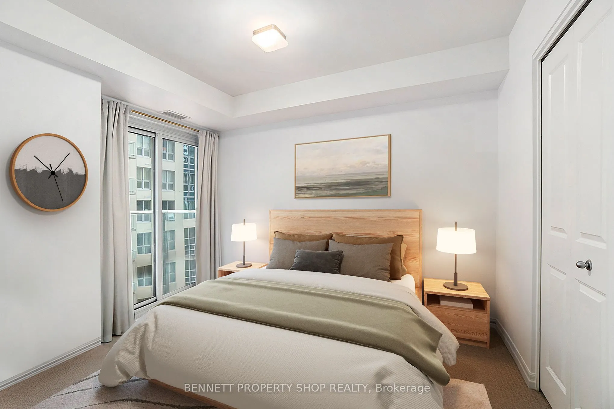 242 Rideau Street, #807