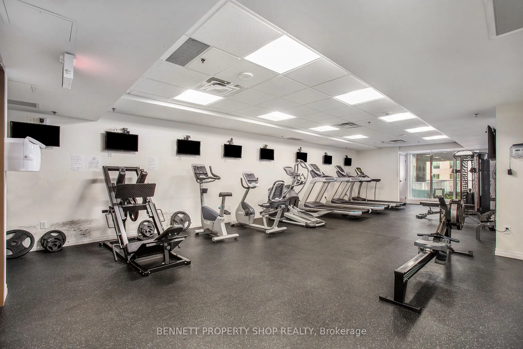 242 Rideau Street, #807