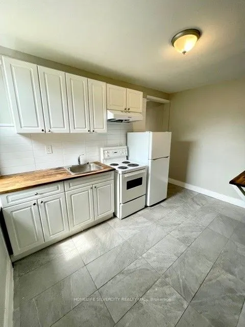 214 Mary Street, #2