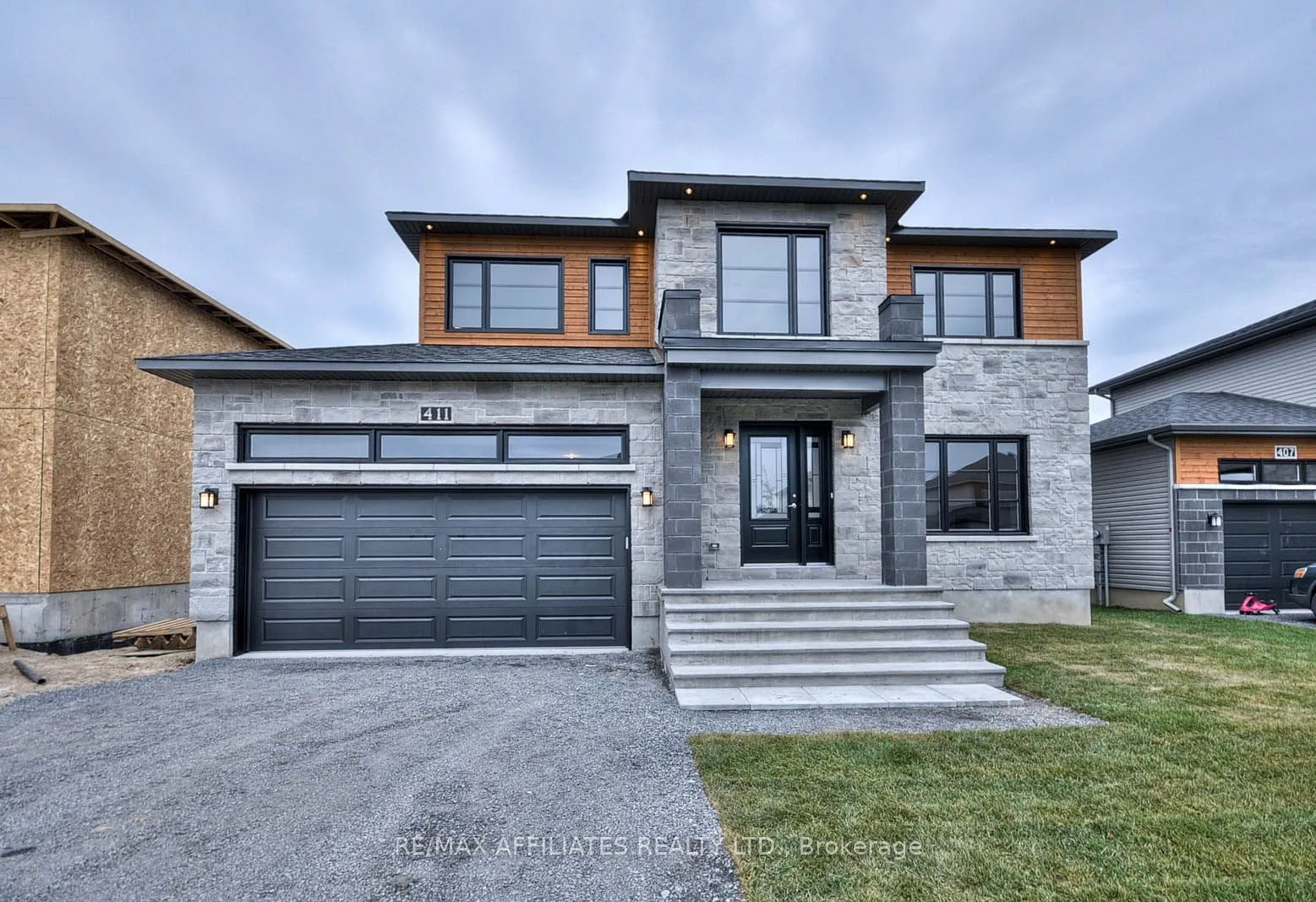 619 Geneva Crescent