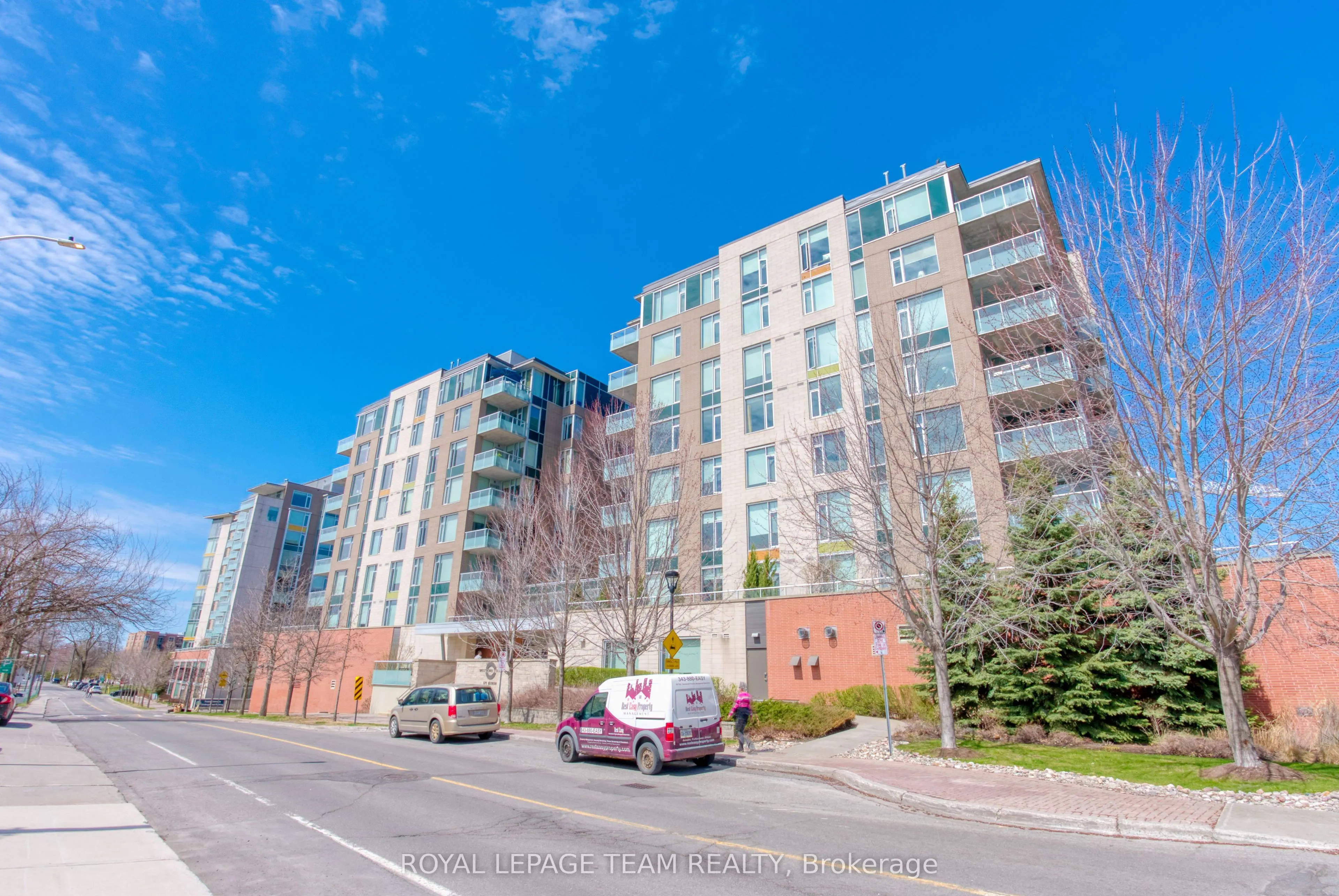 575 Byron Avenue, #609