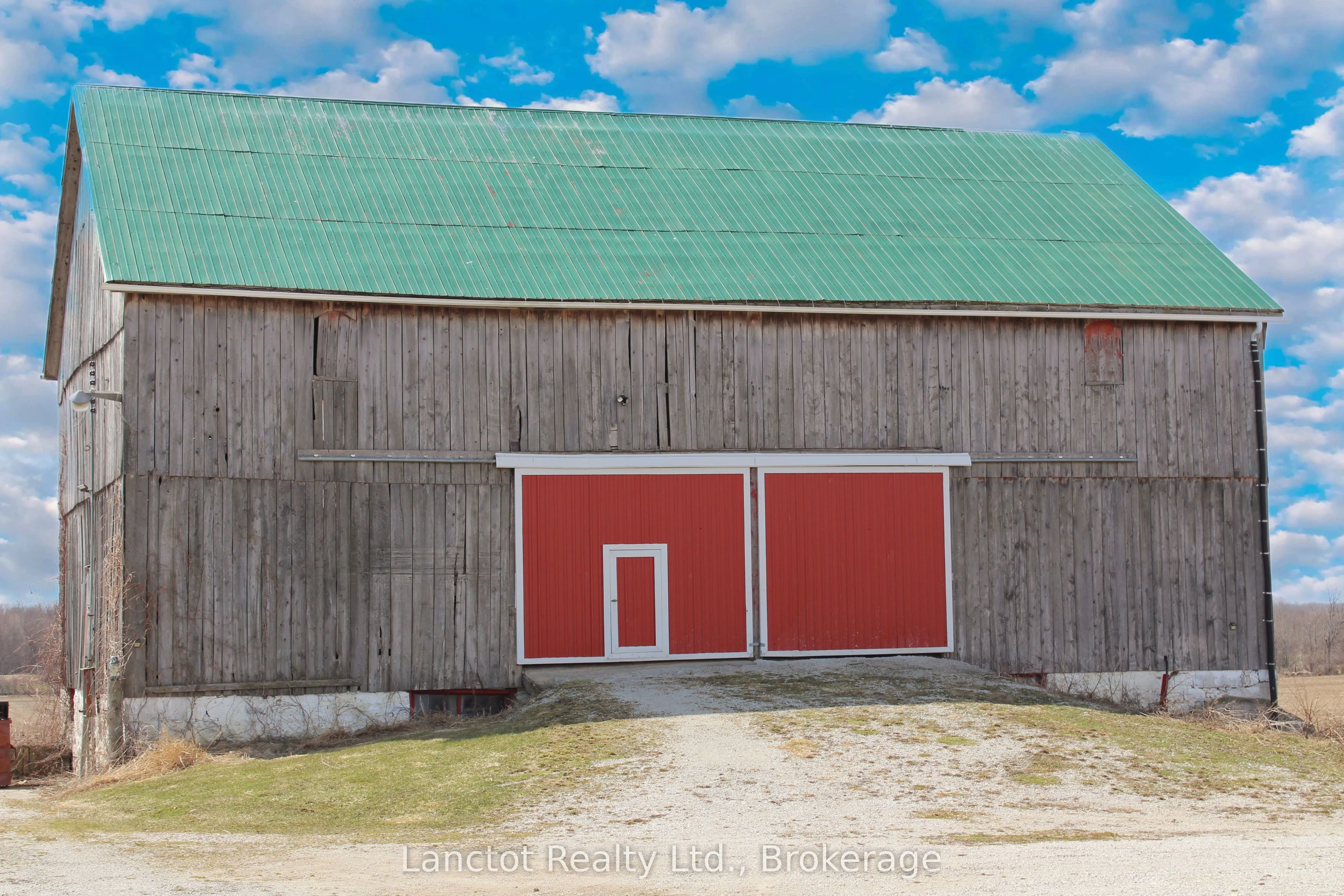 402558 Grey Road 17