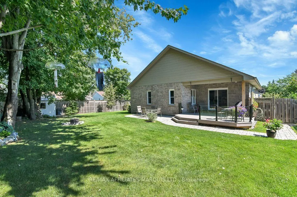 6798 RIVERVIEW Drive