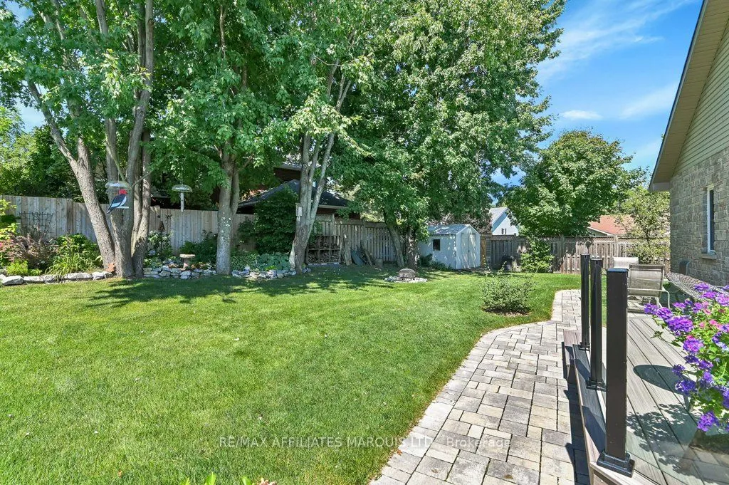 6798 RIVERVIEW Drive