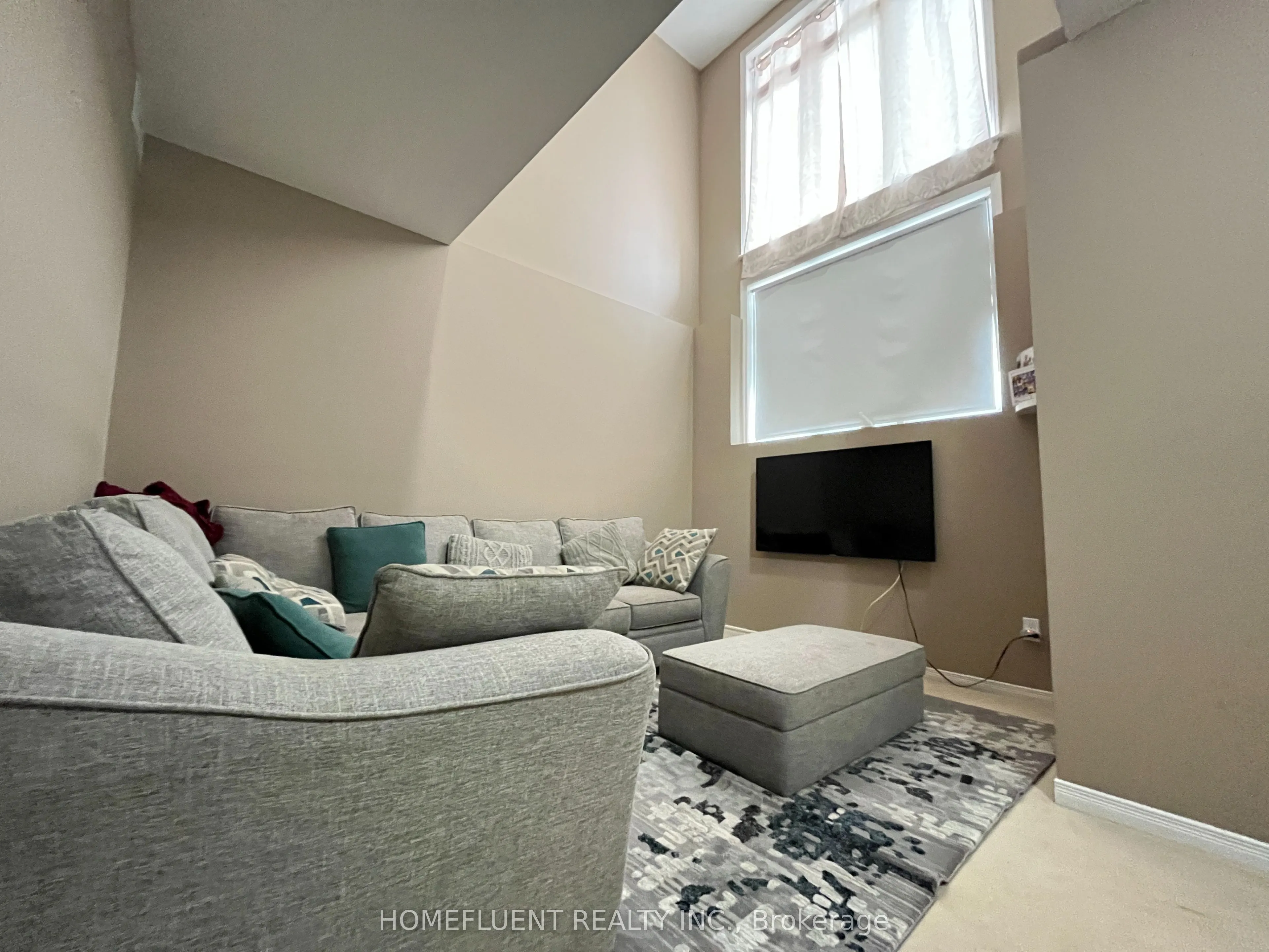 1512 Walkley Road, #109