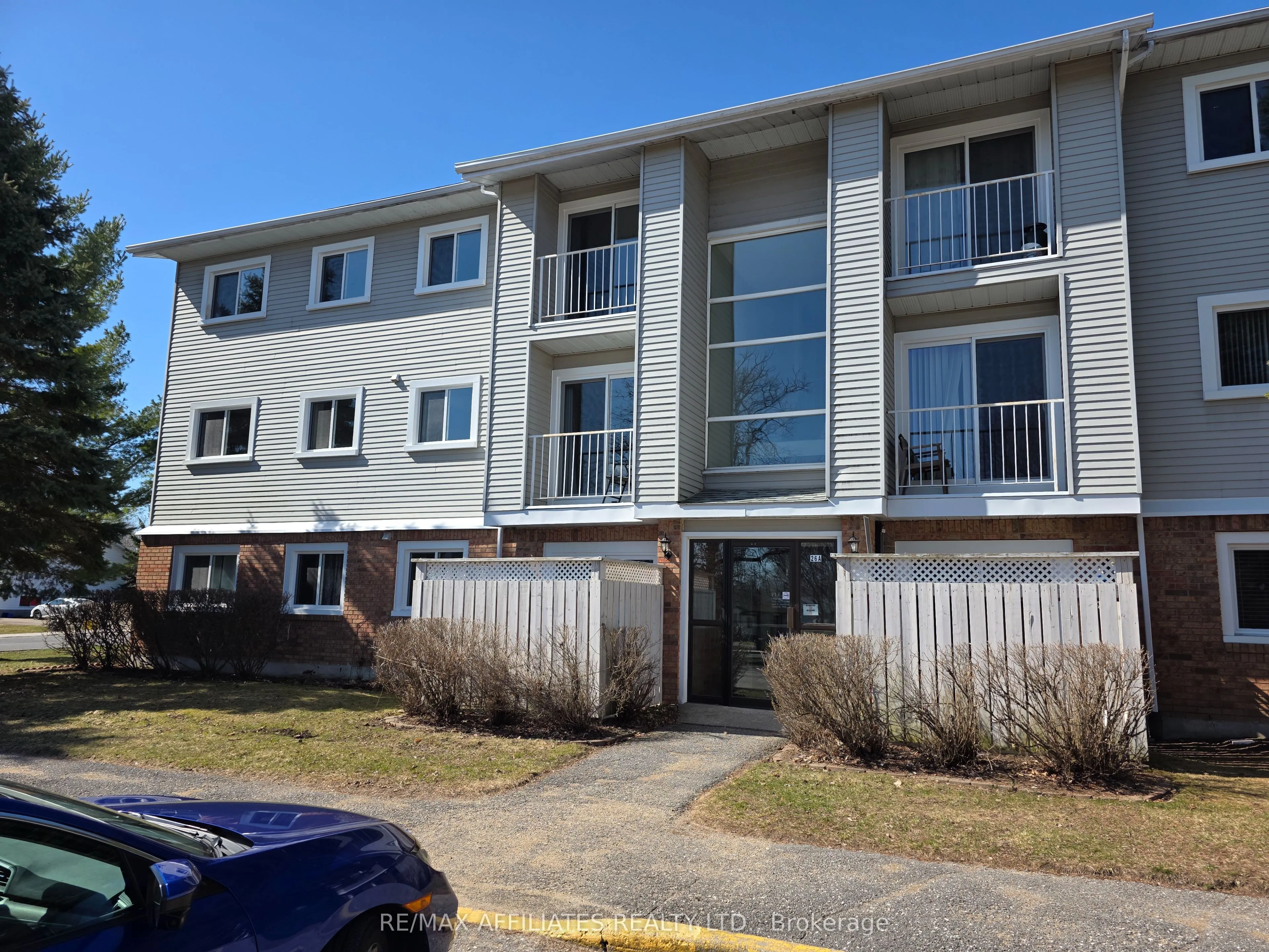 26 Pearl Street, #301