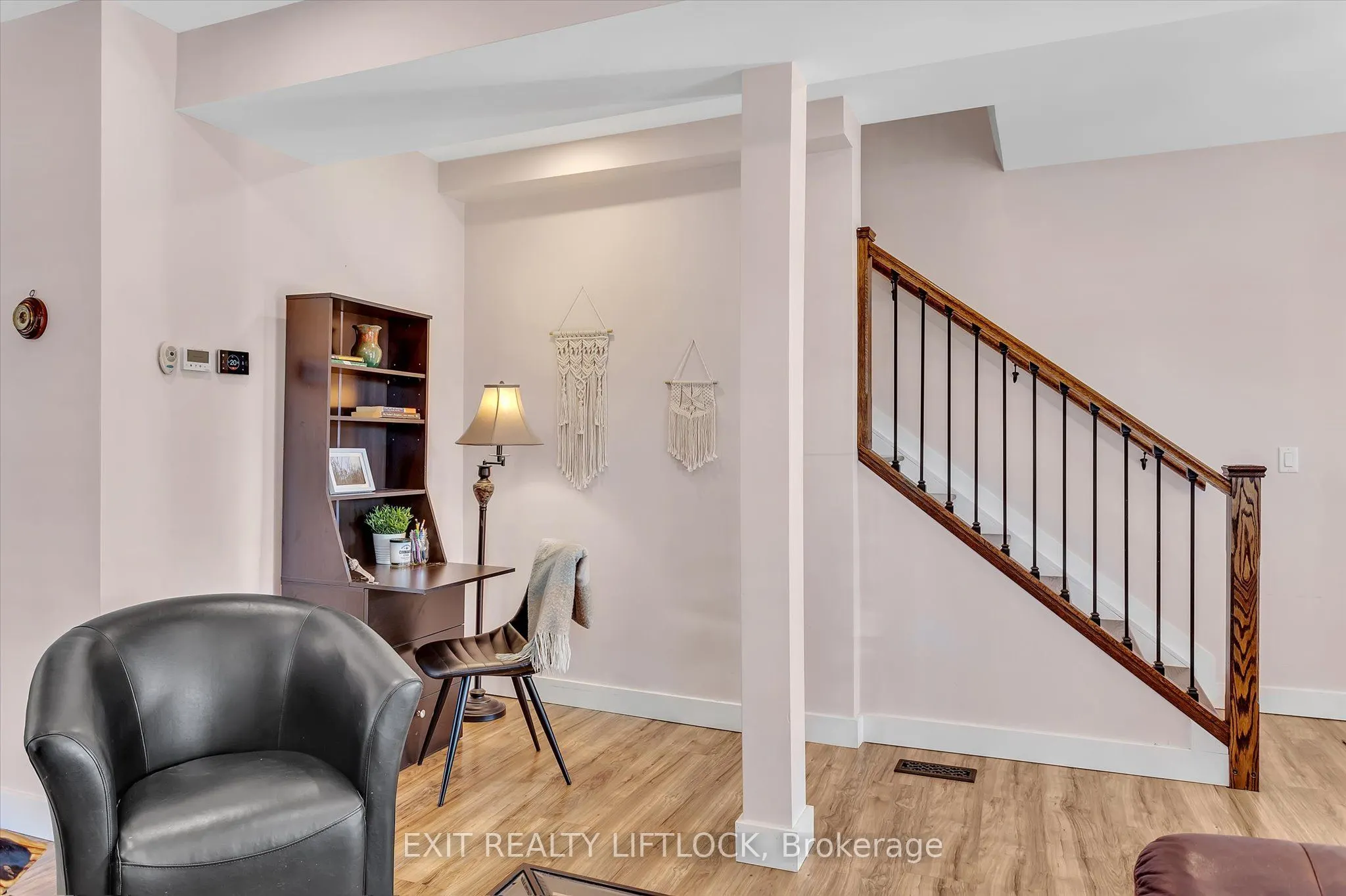64 Front Street E