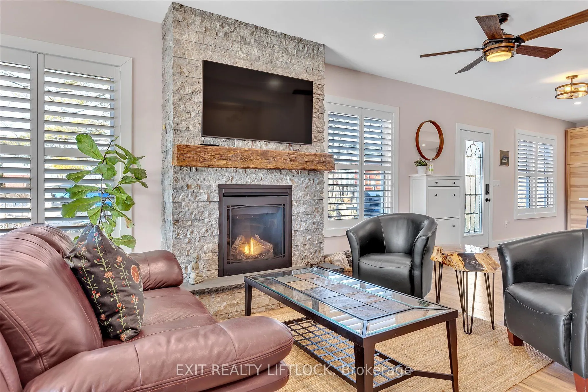 64 Front Street E