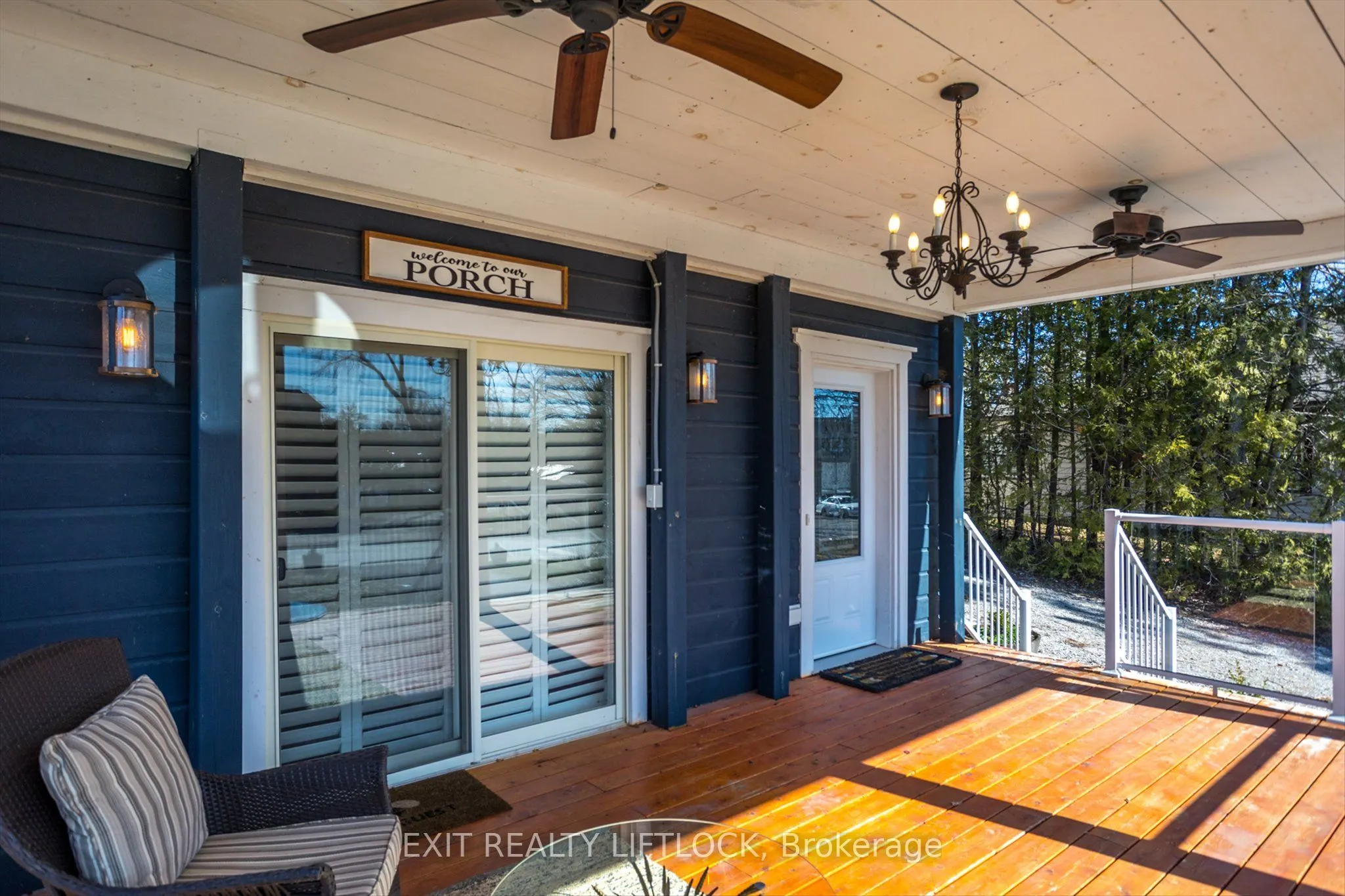 64 Front Street E