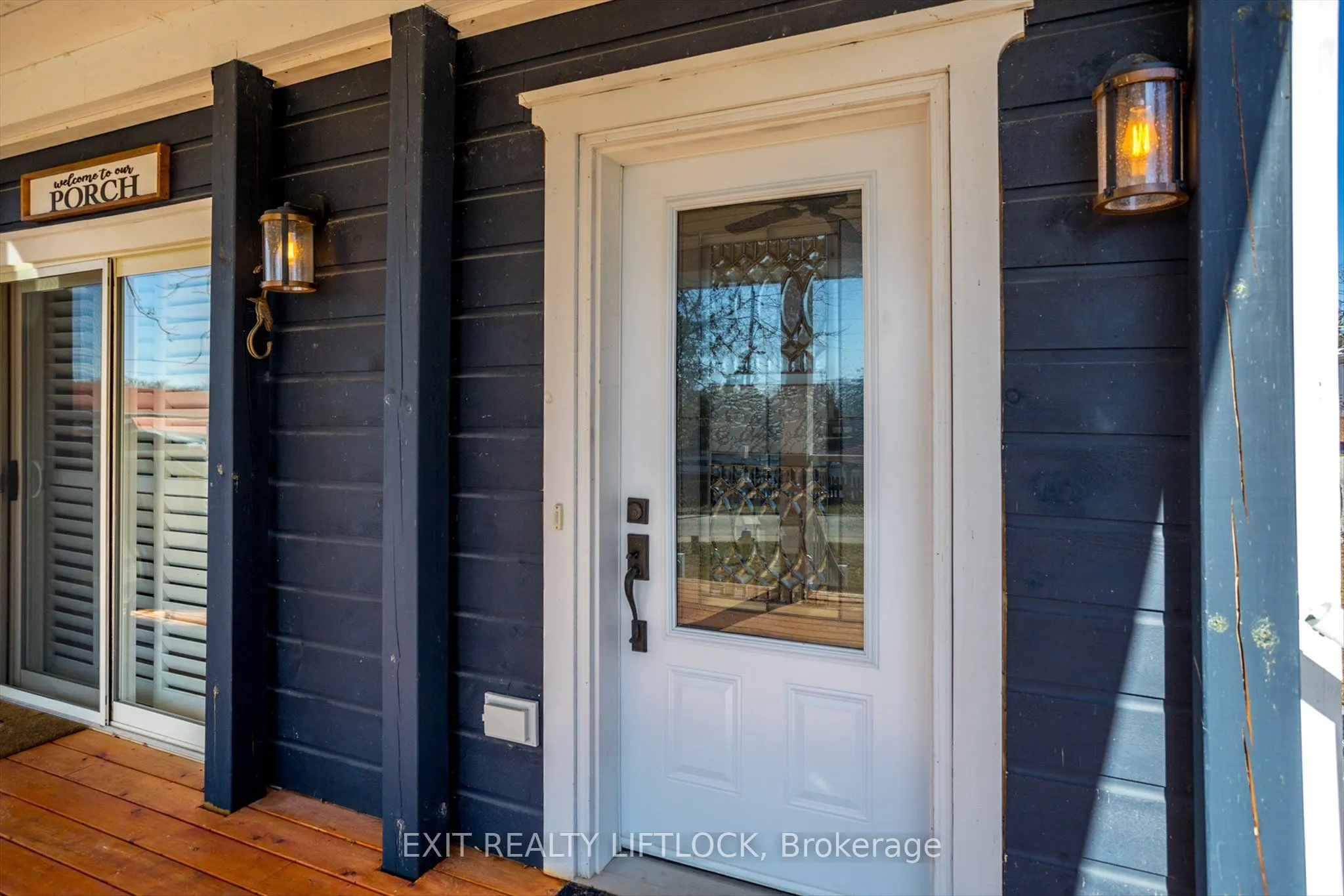 64 Front Street E