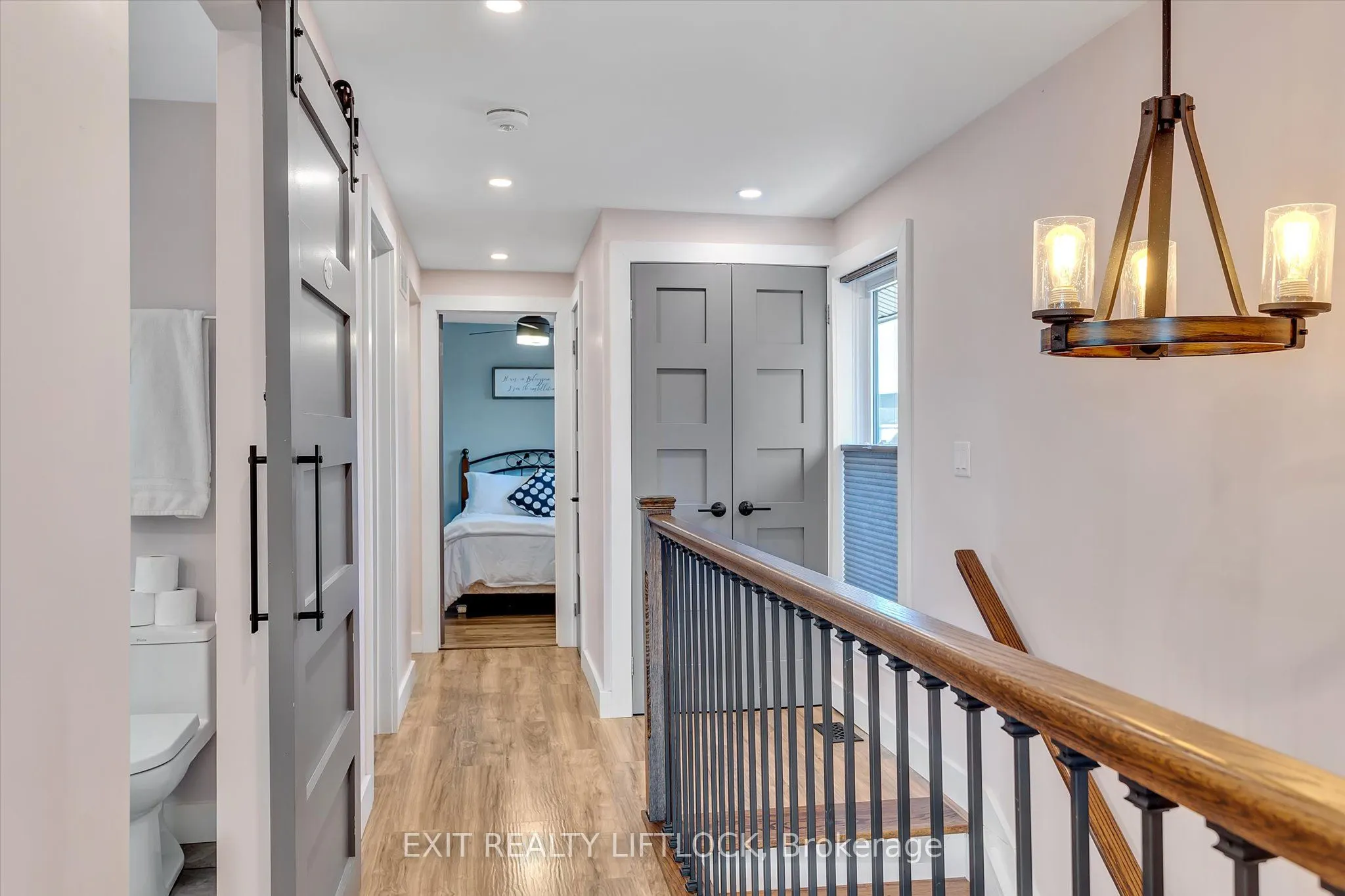 64 Front Street E