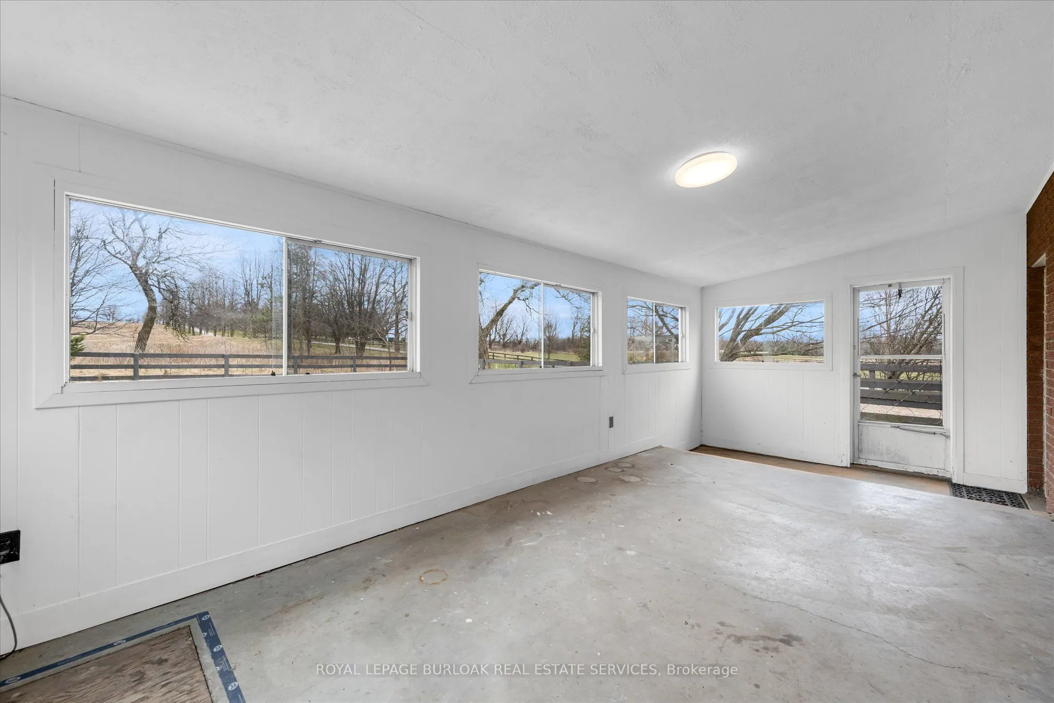 337 Highway 52 N