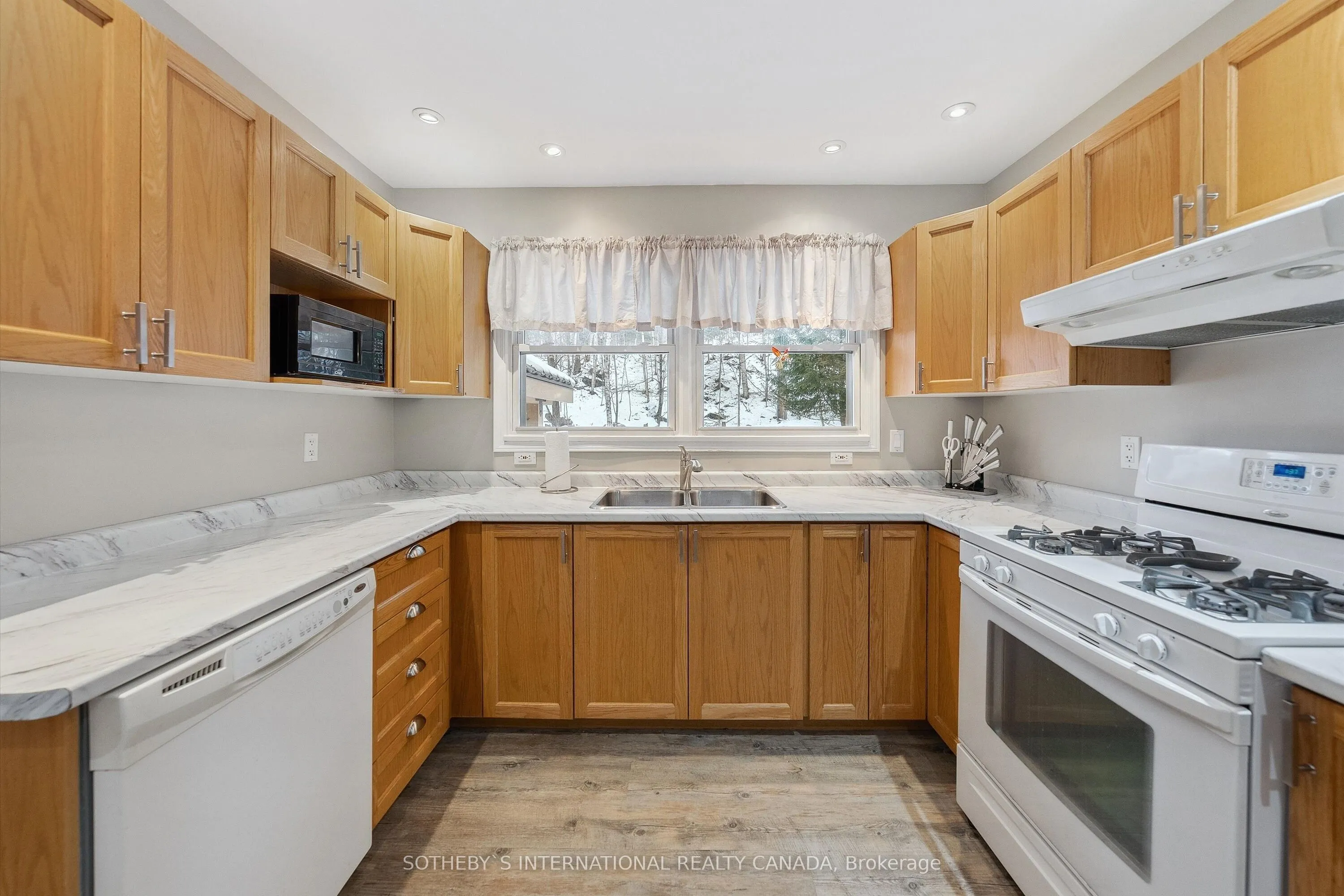 202 Sunnyside Street