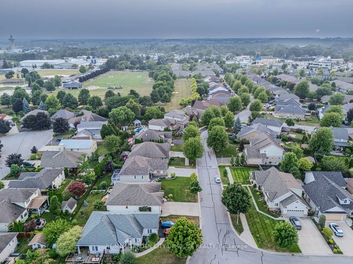 132 LORETTA Drive