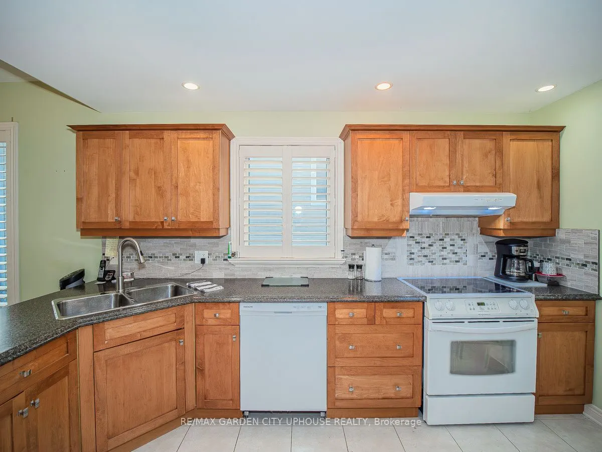 132 LORETTA Drive
